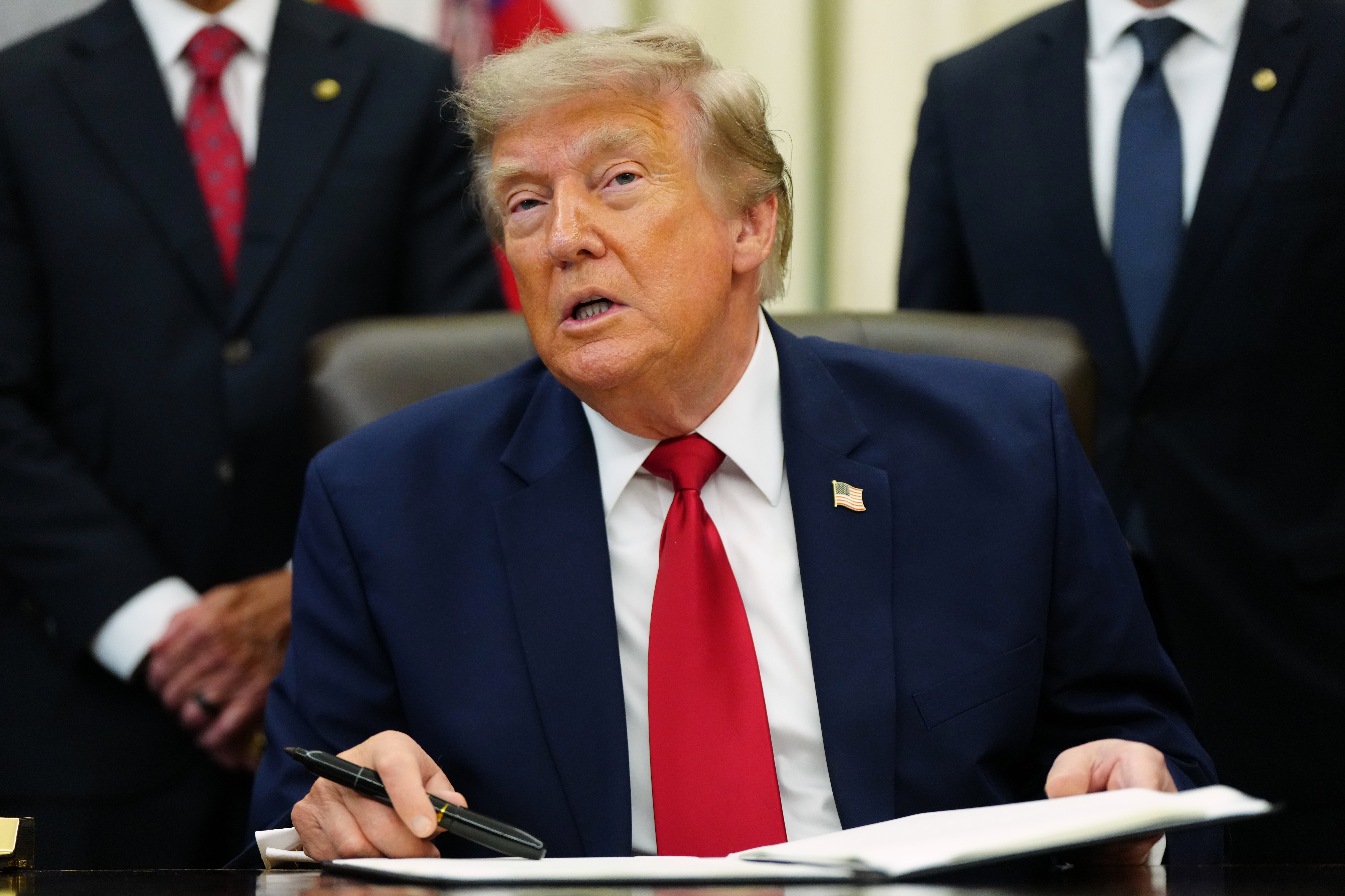 Journalists have been issued subpoenas seeking to force them to testify before a Manhattan federal grand jury on Wednesday after reporting on security concerns over President Donald Trump's flight on the new Qatari-donated Air Force One