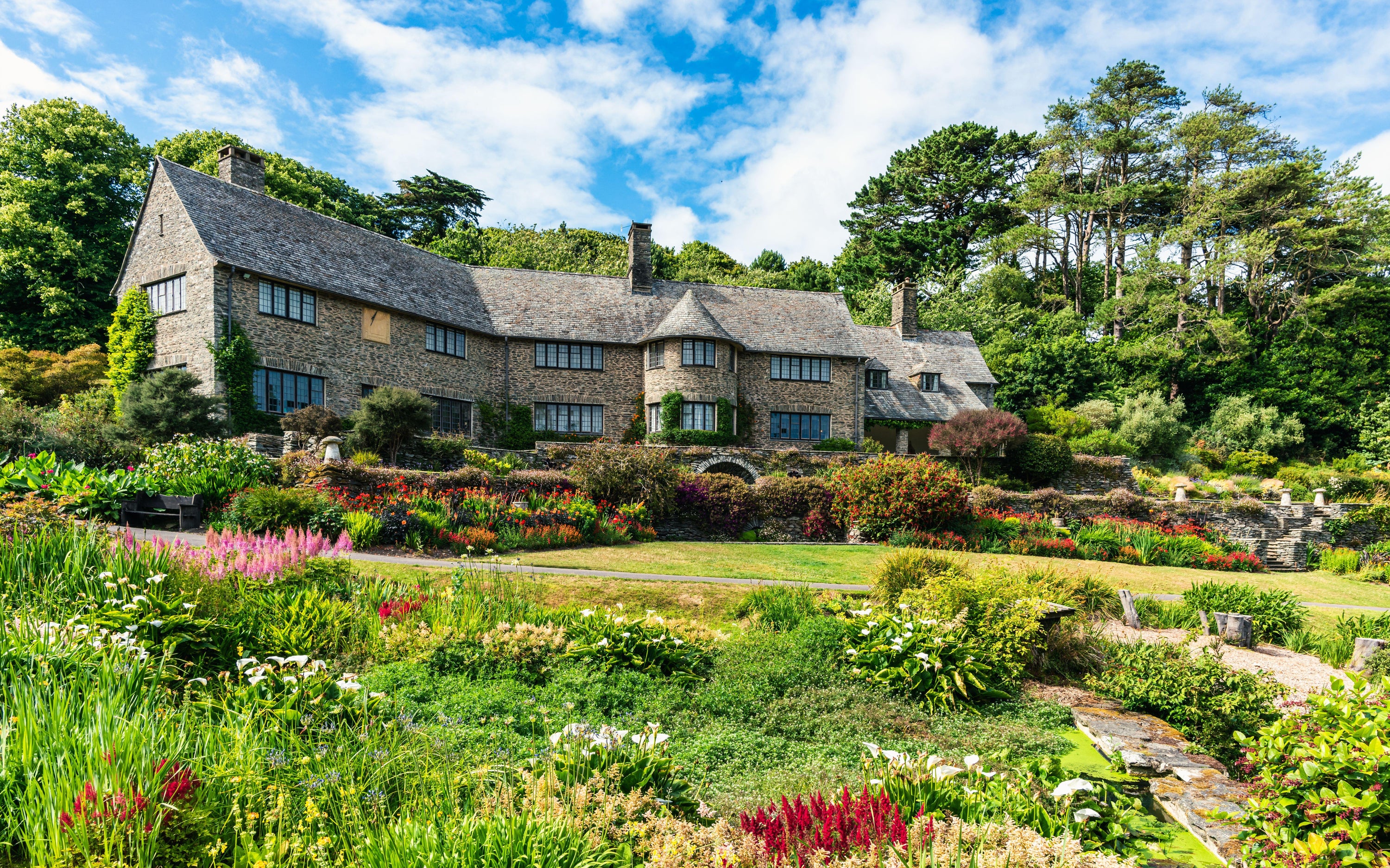 Travel back in time to the Jazz Age of the early 1920s at the country home of the D’Oyly Carte family