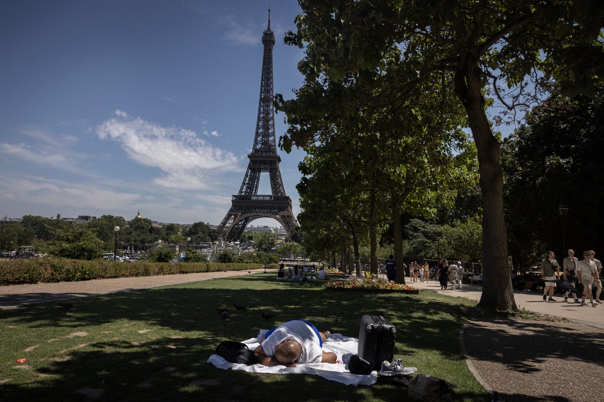 Climate change is costing the world nearly a week of sleep every year