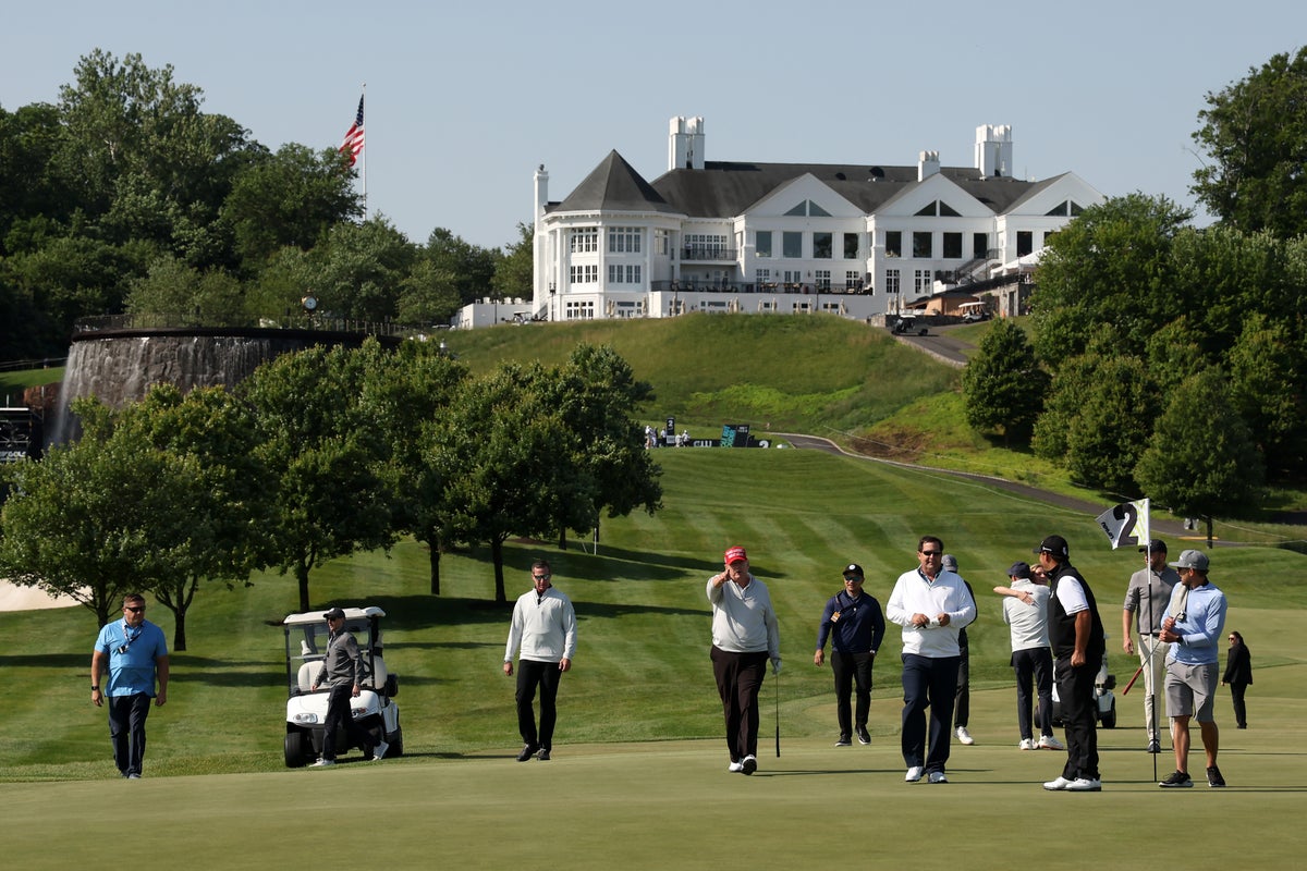 Restaurant at Trump’s DC golf club hit with string of health code violations over persistent pests – UK Times Restaurant at Trump’s DC golf club hit with string of health code violations over persistent pests – UK Times