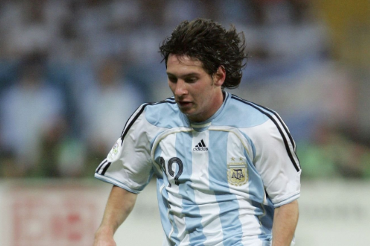 Messi Rd Card The ‘anti-football’ red card that explains why Lionel Messi has never ...