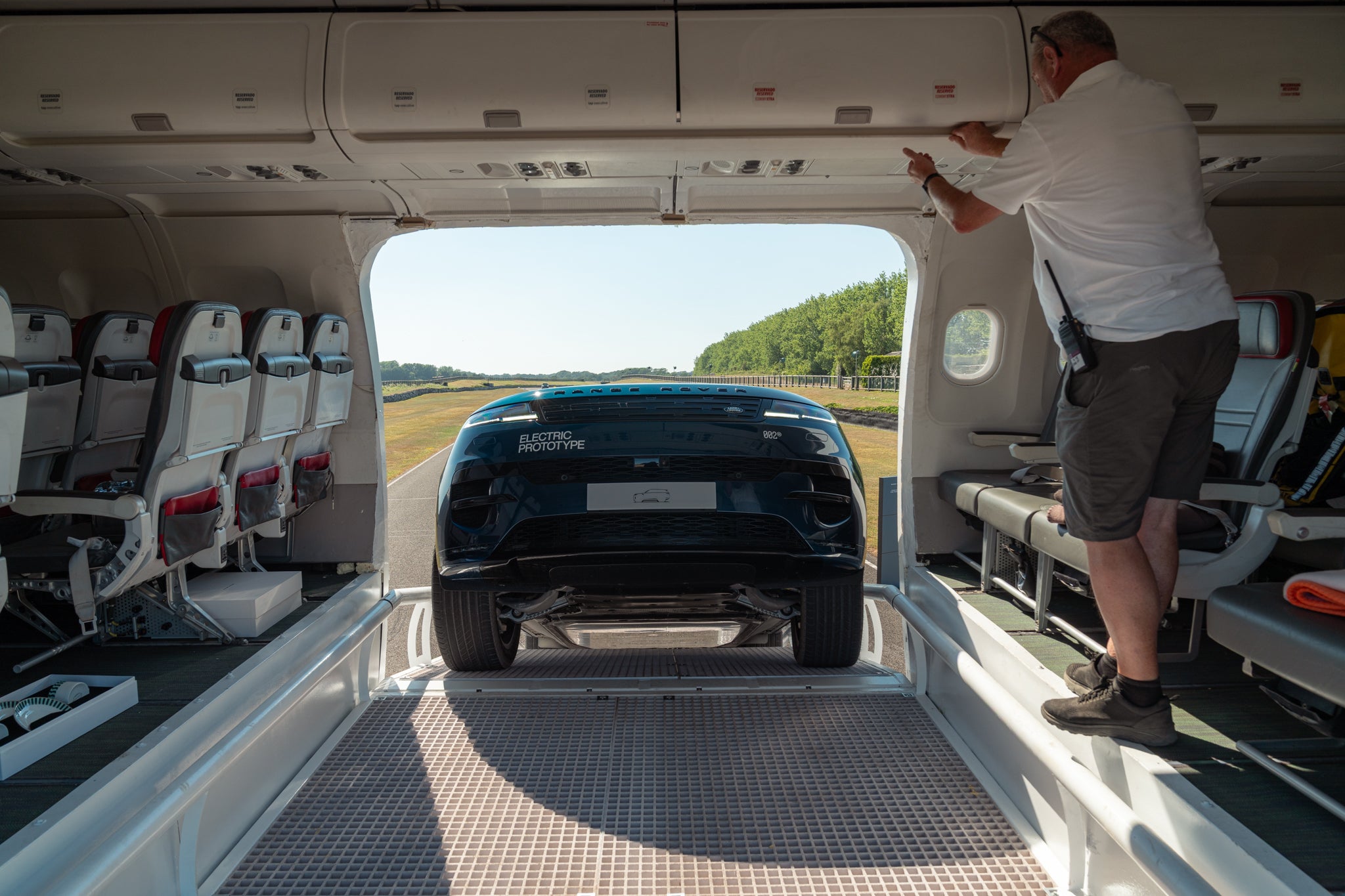 The Range Rover Sport Electric proved its 4x4 credentials at Goodwood by driving through the middle of a wide-bodied jet