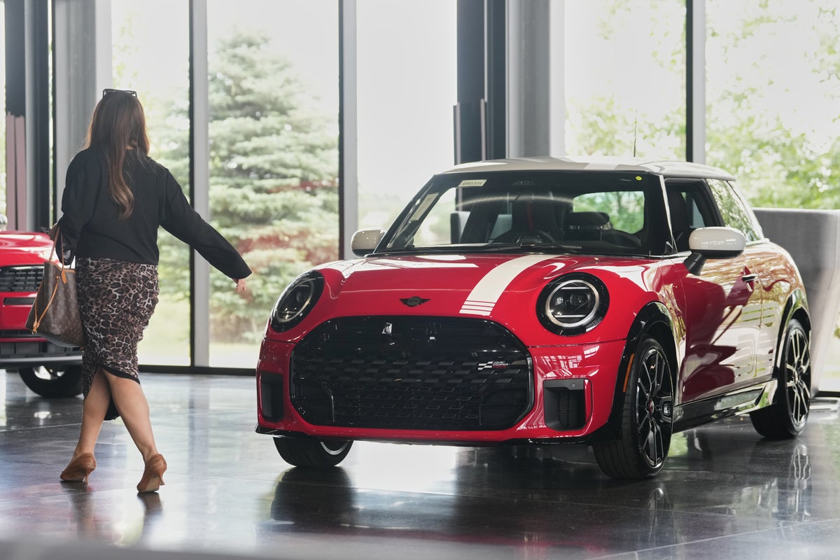 Buying a car? These five strategies could help save you money – UK Times