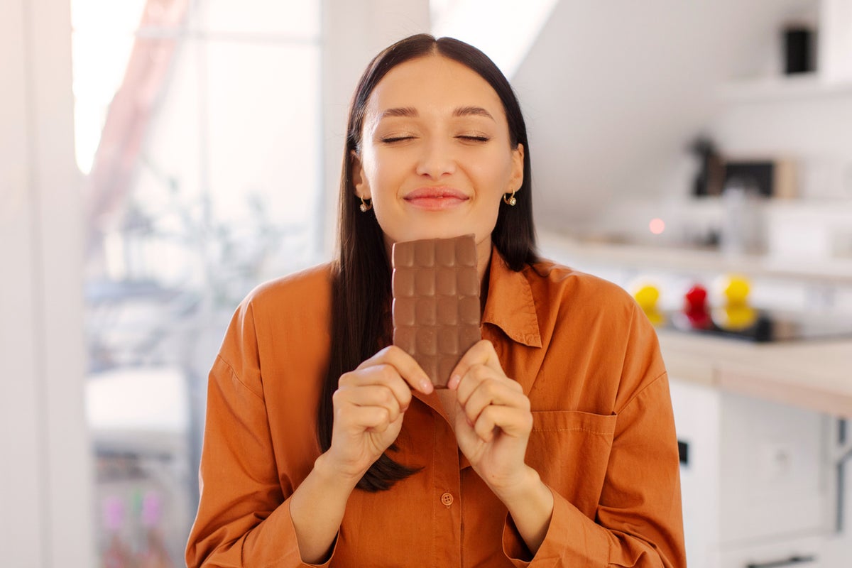 Can smelling chocolate boost your workout? Here’s what the science says Can smelling chocolate boost your workout? Here’s what the science says