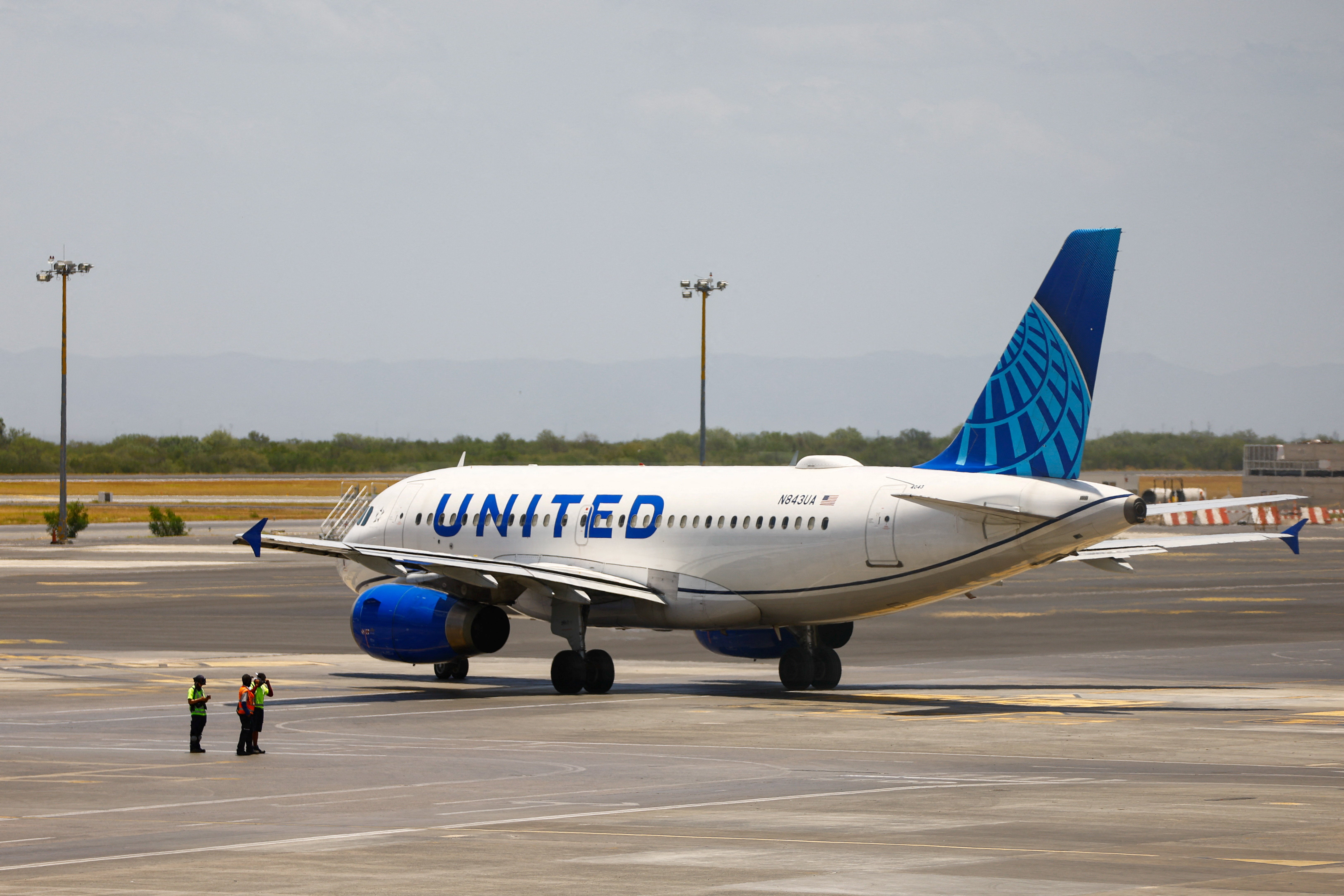 United Airlines rolling out first-of-its-kind perk in the US: empty middle seat