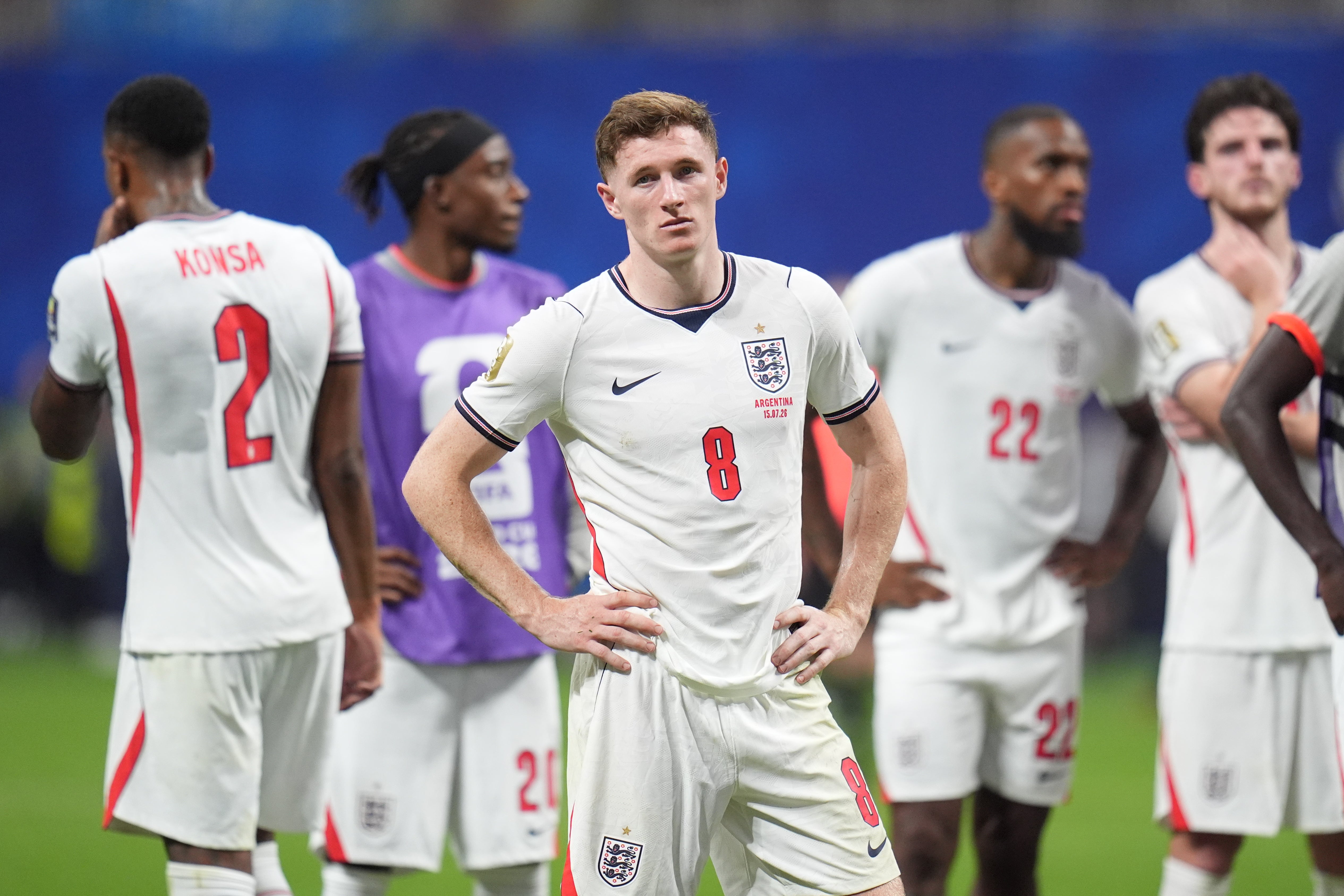 England will look back on the match with regrets having let Argentina off the hook