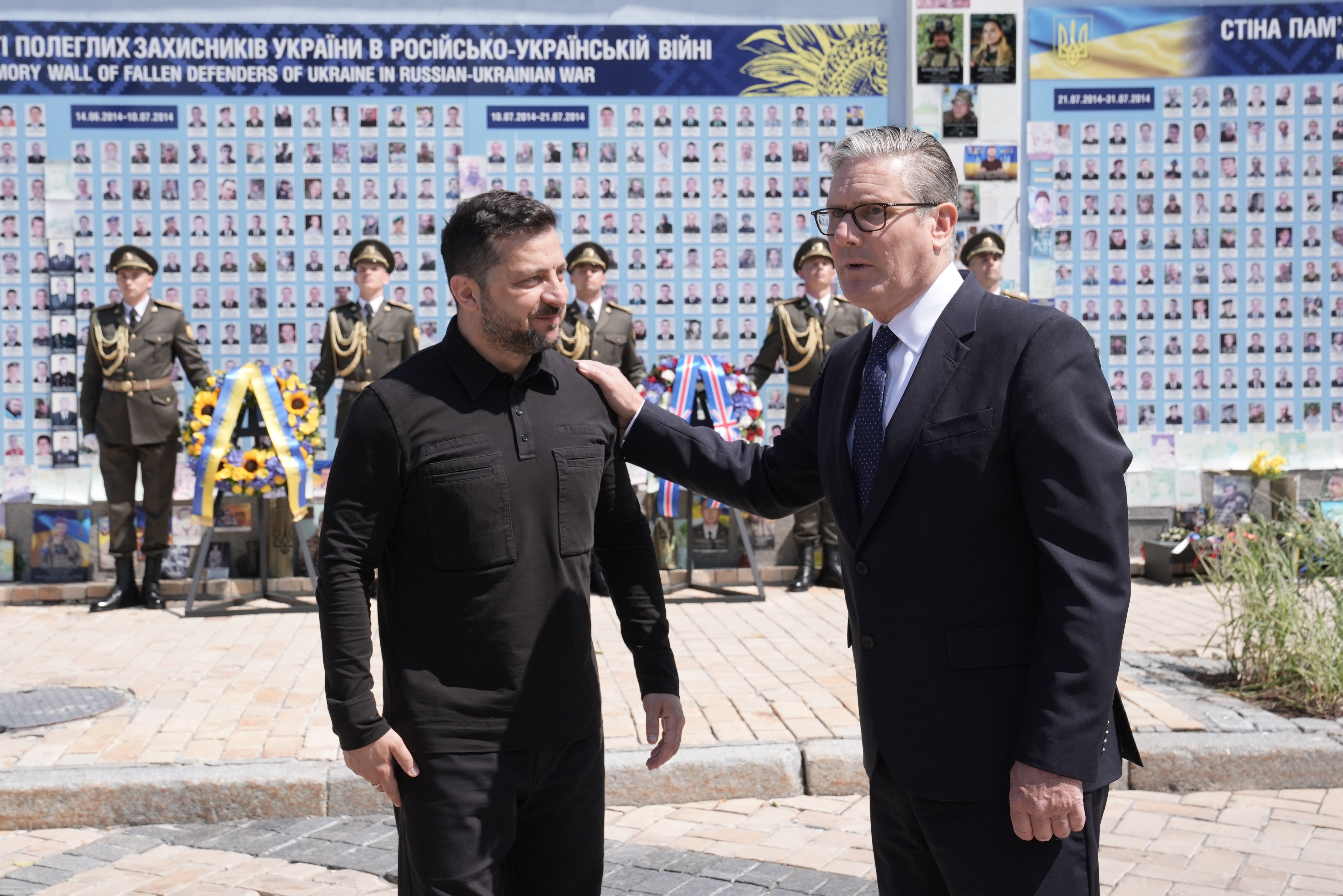 Starmer makes final visit to Ukraine as prime minister