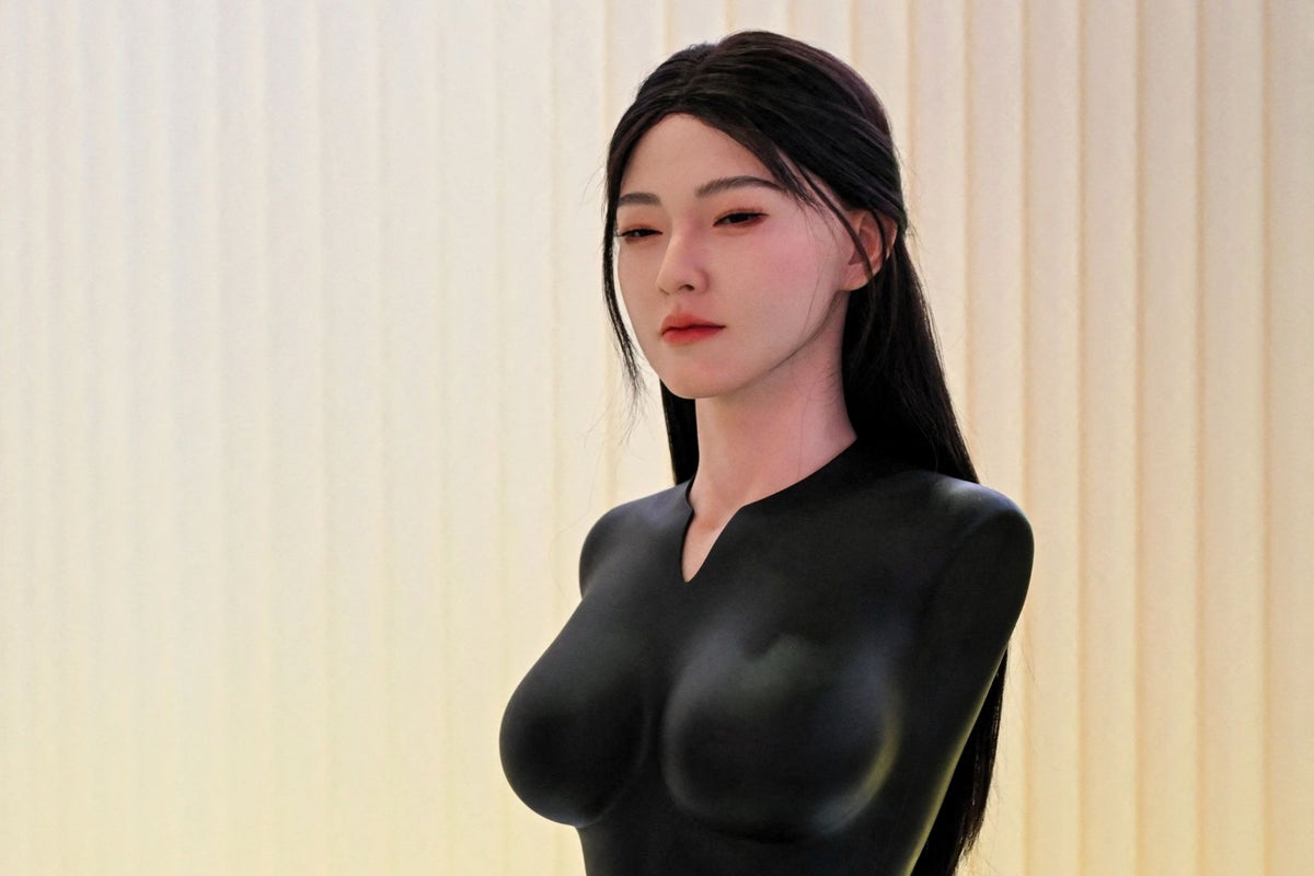 China cracks down on AI girlfriends, leaving users heartbroken – UK Times China cracks down on AI girlfriends, leaving users heartbroken – UK Times