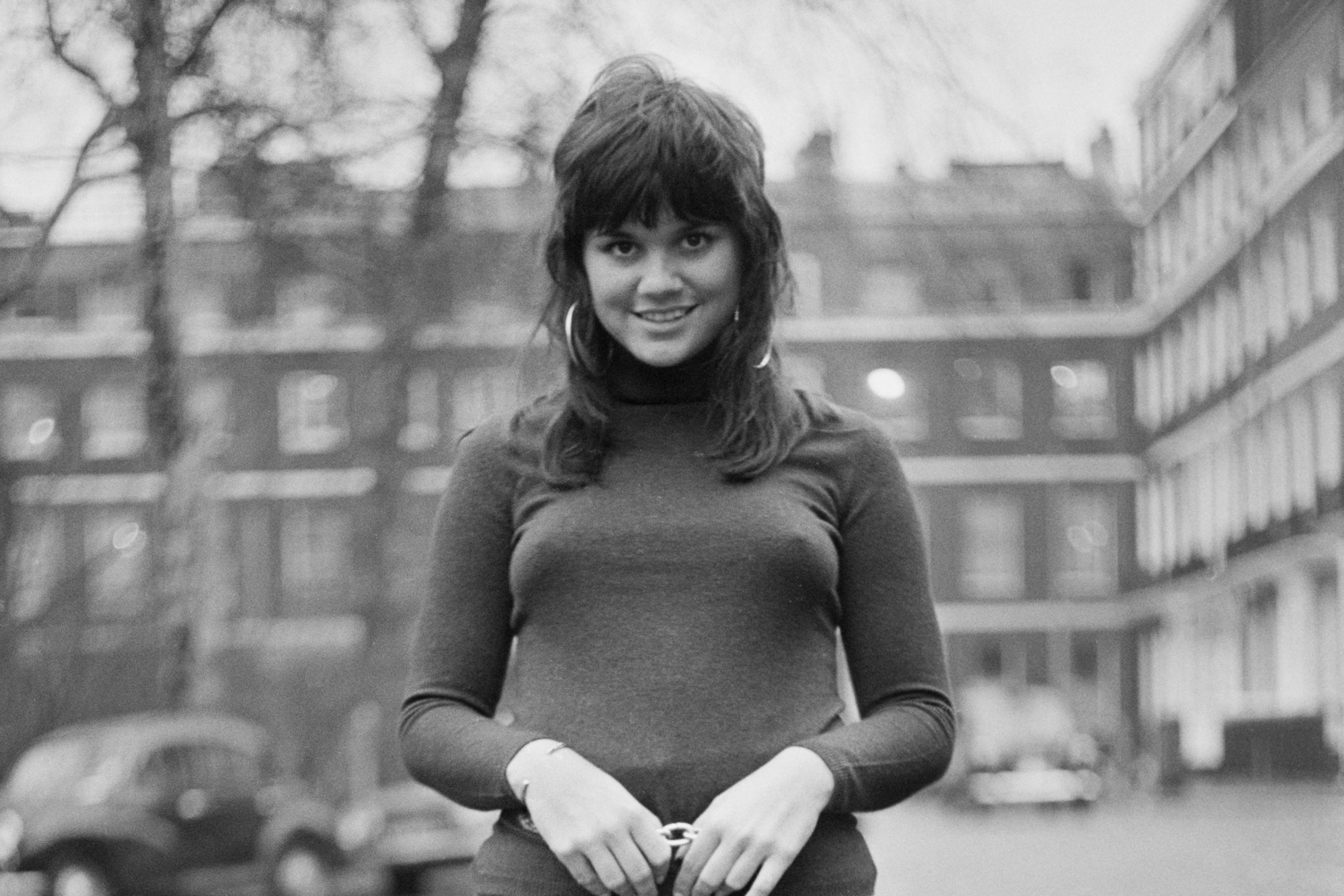 Ronstandt, pictured in 1971, offered some sage advice (Getty Images)