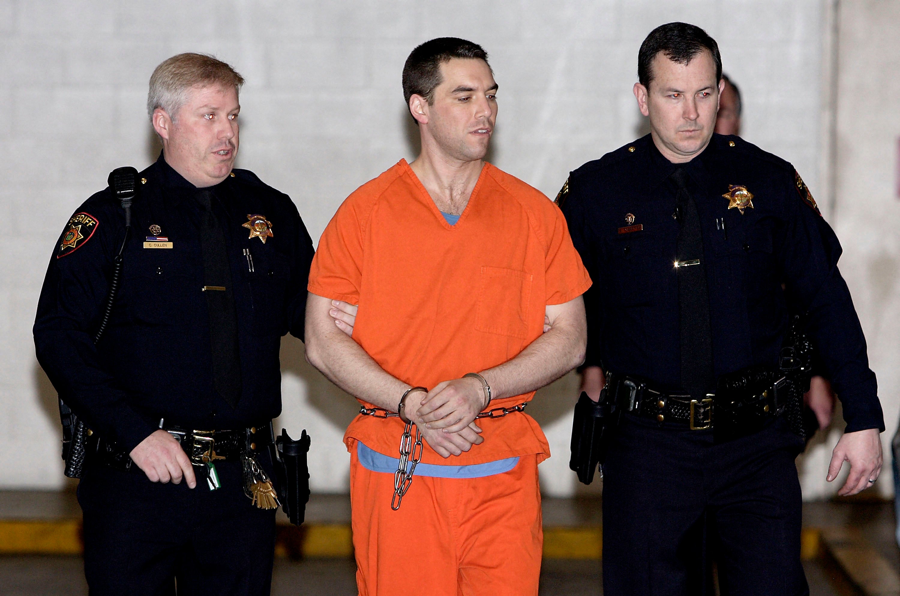 Peterson being transported to San Quentin Prison in 2005