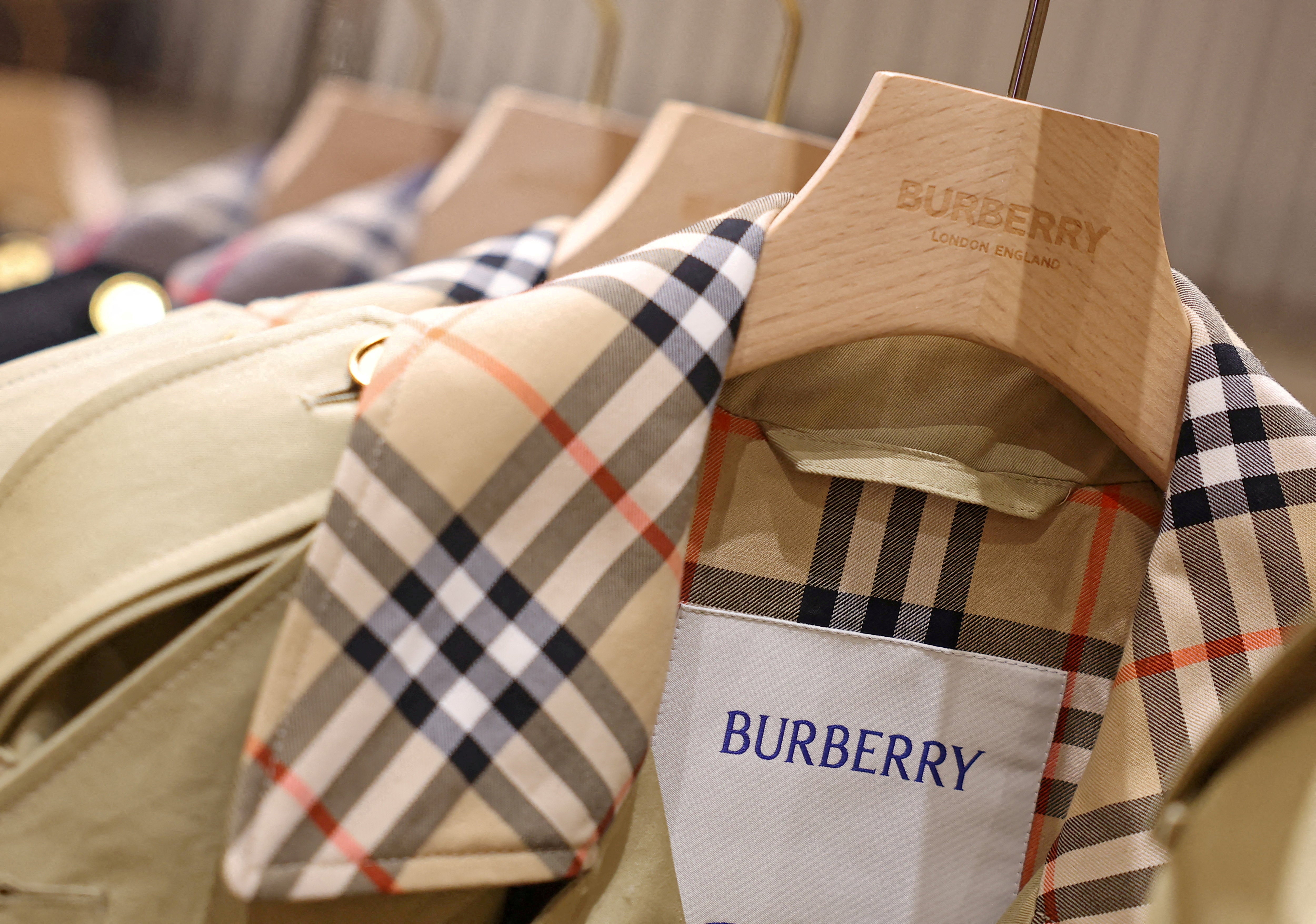 Burberry Retail Revenues Rise 5 Percent to 455 Million Pounds Despite Declines in Japan and EMEA