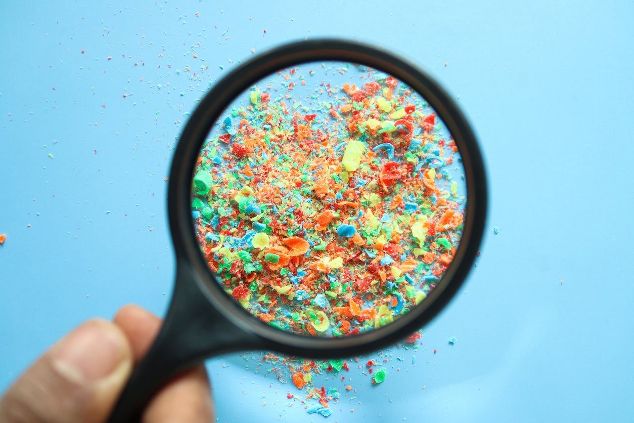 New study finds higher levels of microplastics in the blood of heart attack patients