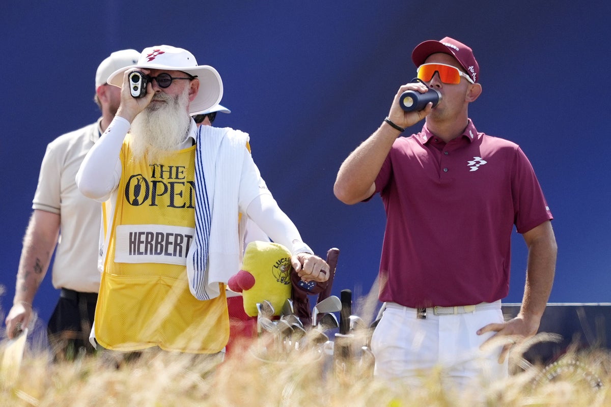 Caddie’s rangefinder unlikely to land Lucas Herbert in hot water at The Open