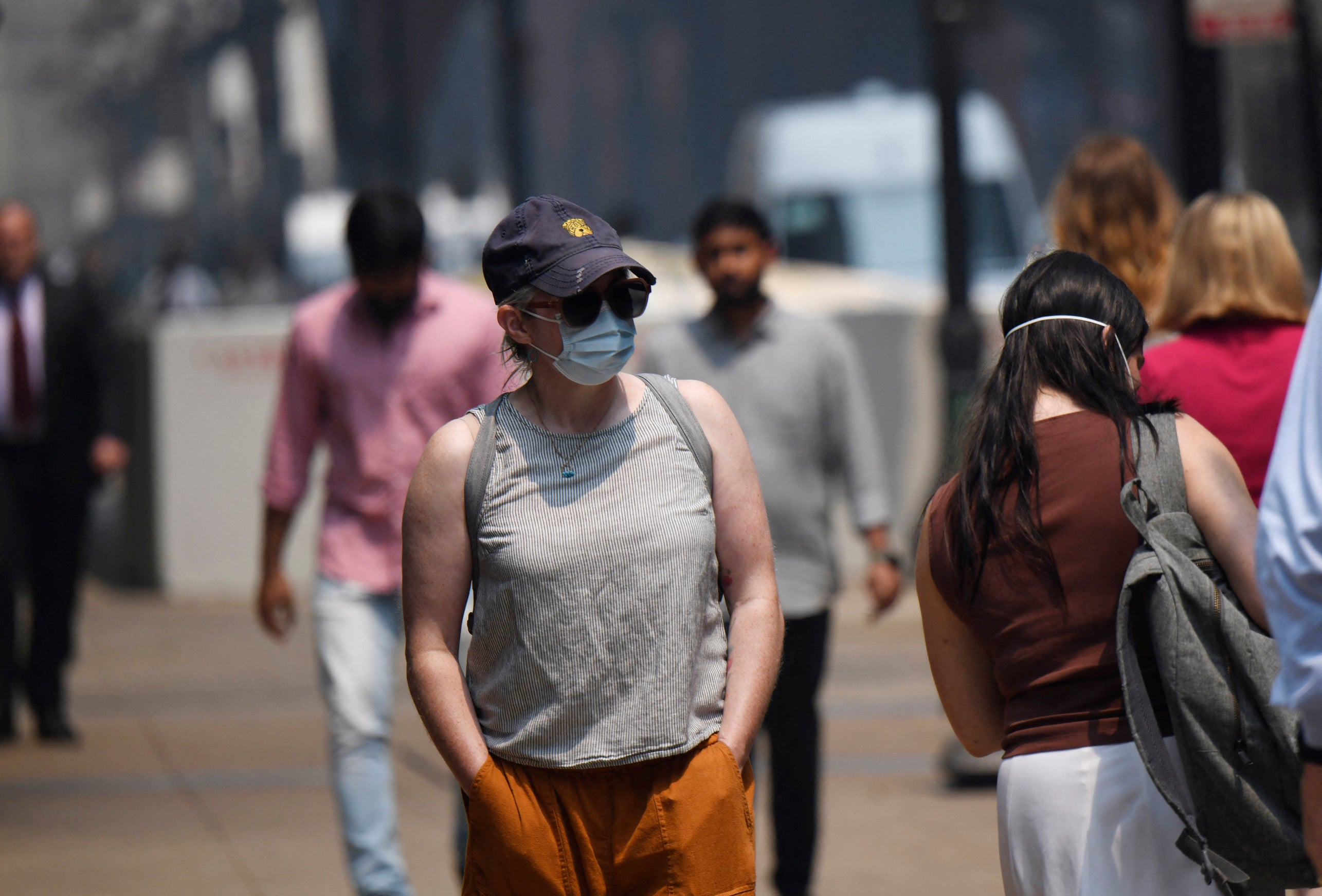 From the Great Lakes down to Washington, D.C., a thick blanket of wildfire smoke descended on Friday, creating unhealthy air quality