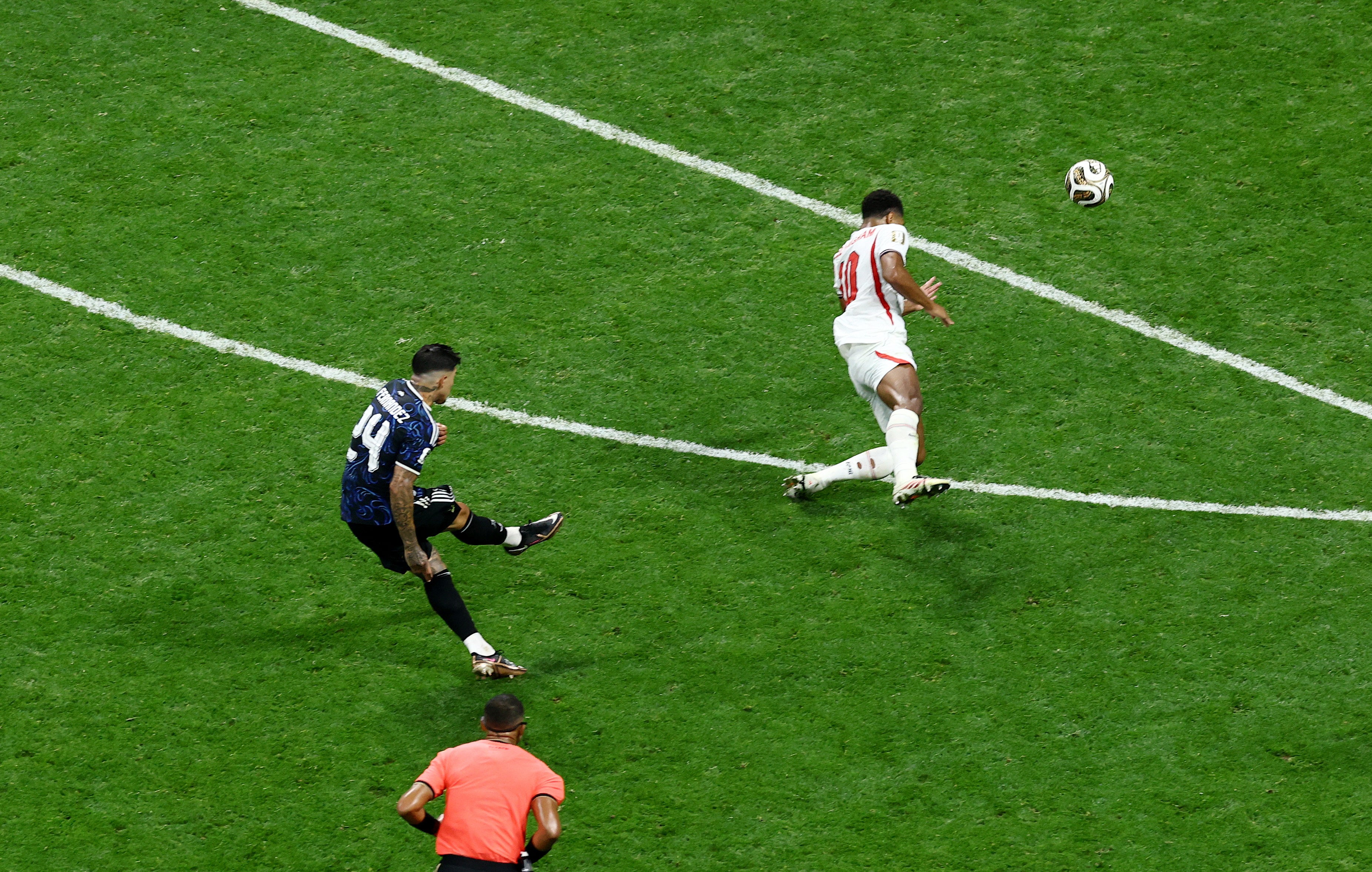 Moments of brilliance from Messi and Enzo Fernandez saved Argentina against England