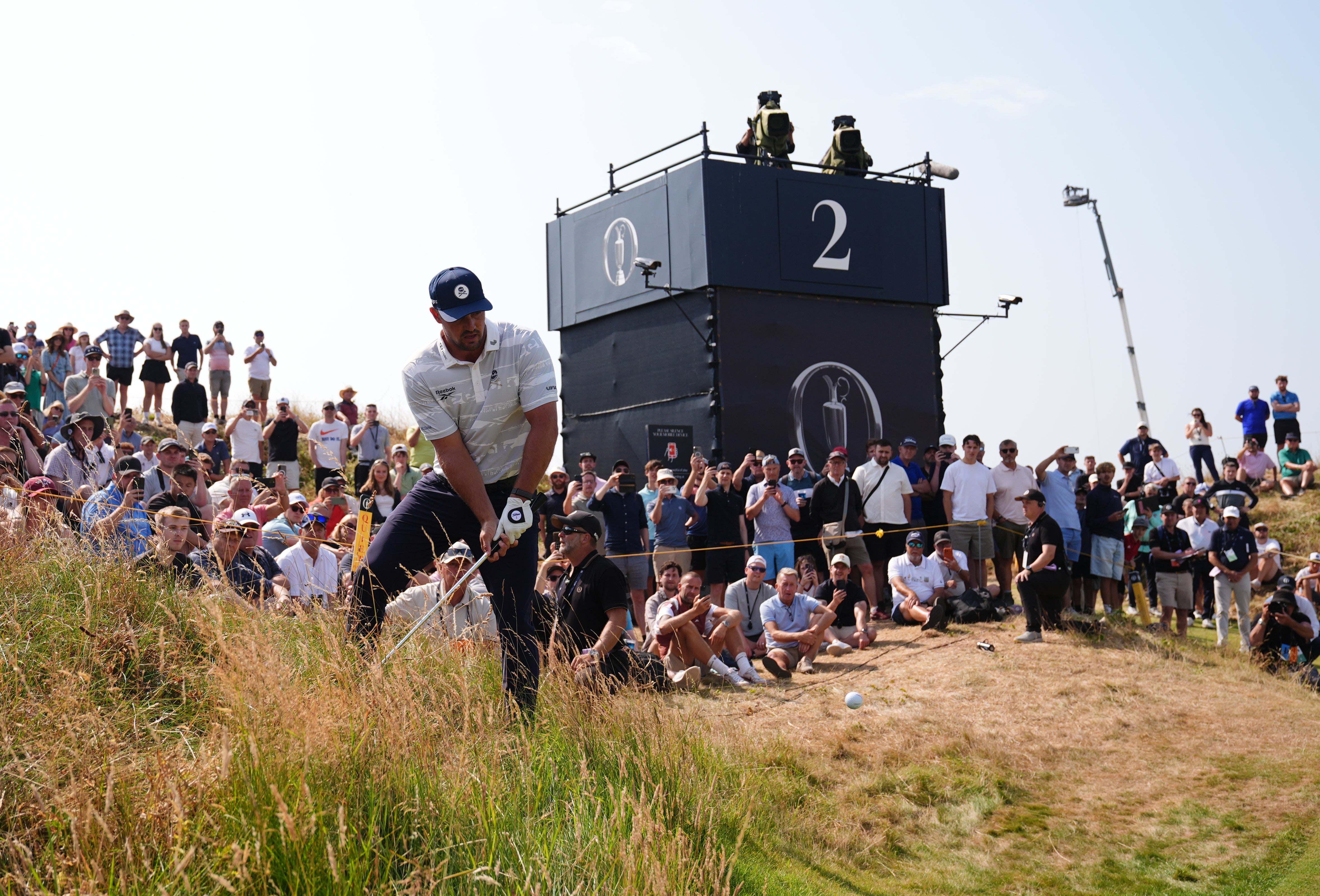 Every shot from the rough was greeted with sarcastic comments from the crowd