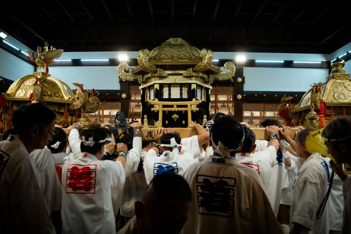 A centuries-old festival in Japan brings Shinto traditions and towering floats to the streets – UK Times A centuries-old festival in Japan brings Shinto traditions and towering floats to the streets – UK Times