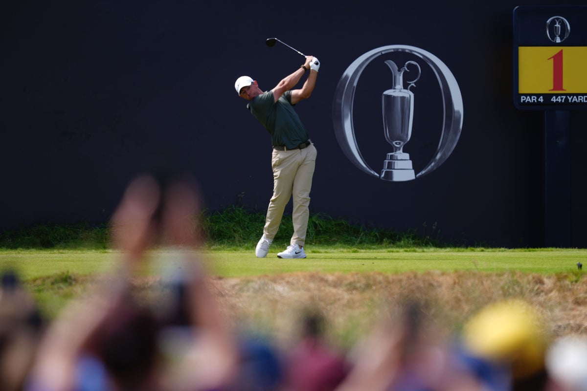 Rory McIlroy facing uphill battle to charge into Open contention on final day Rory McIlroy facing uphill battle to charge into Open contention on final day