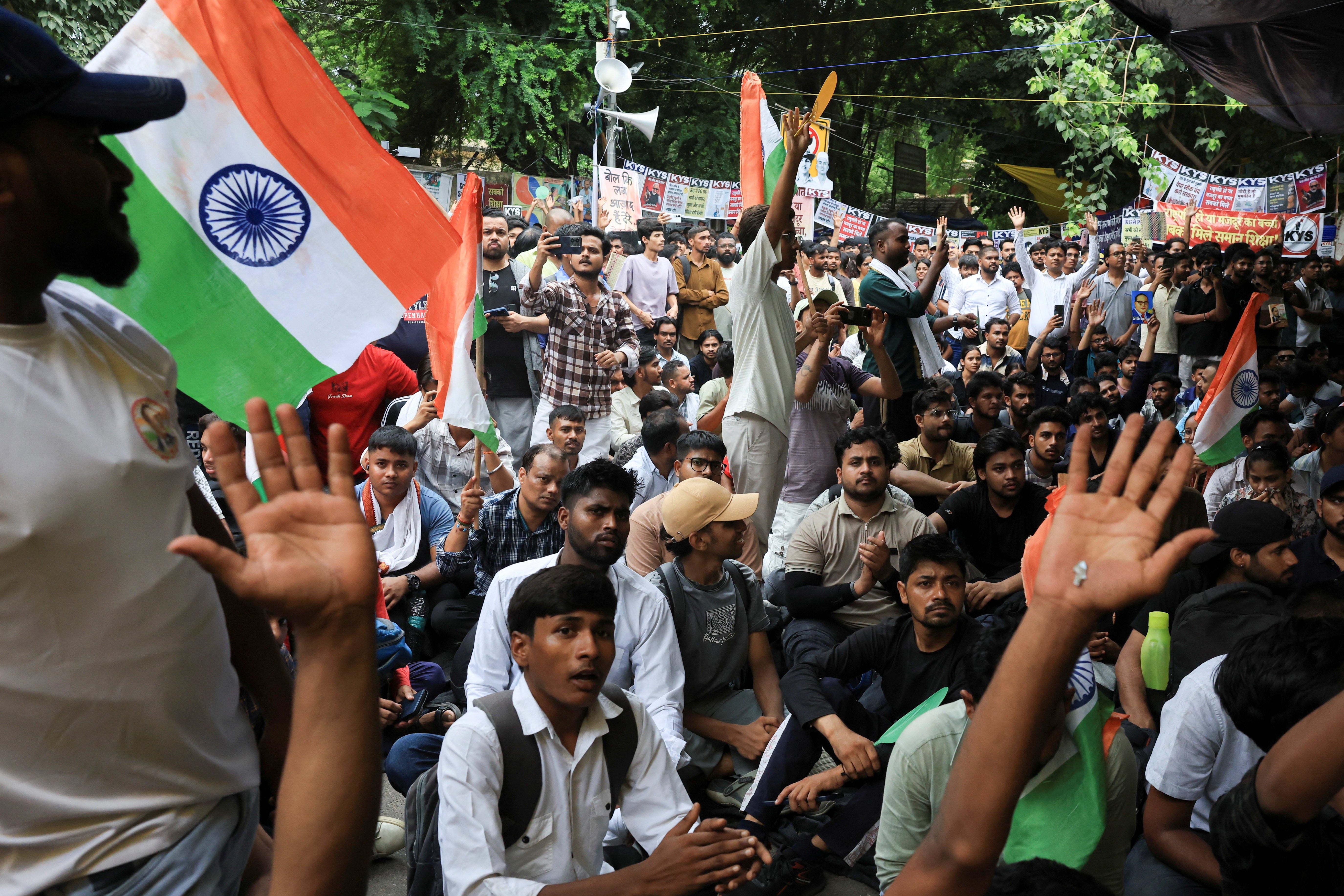 Hundreds of students, activists, and supporters remained at Jantar Mantar over the weekend