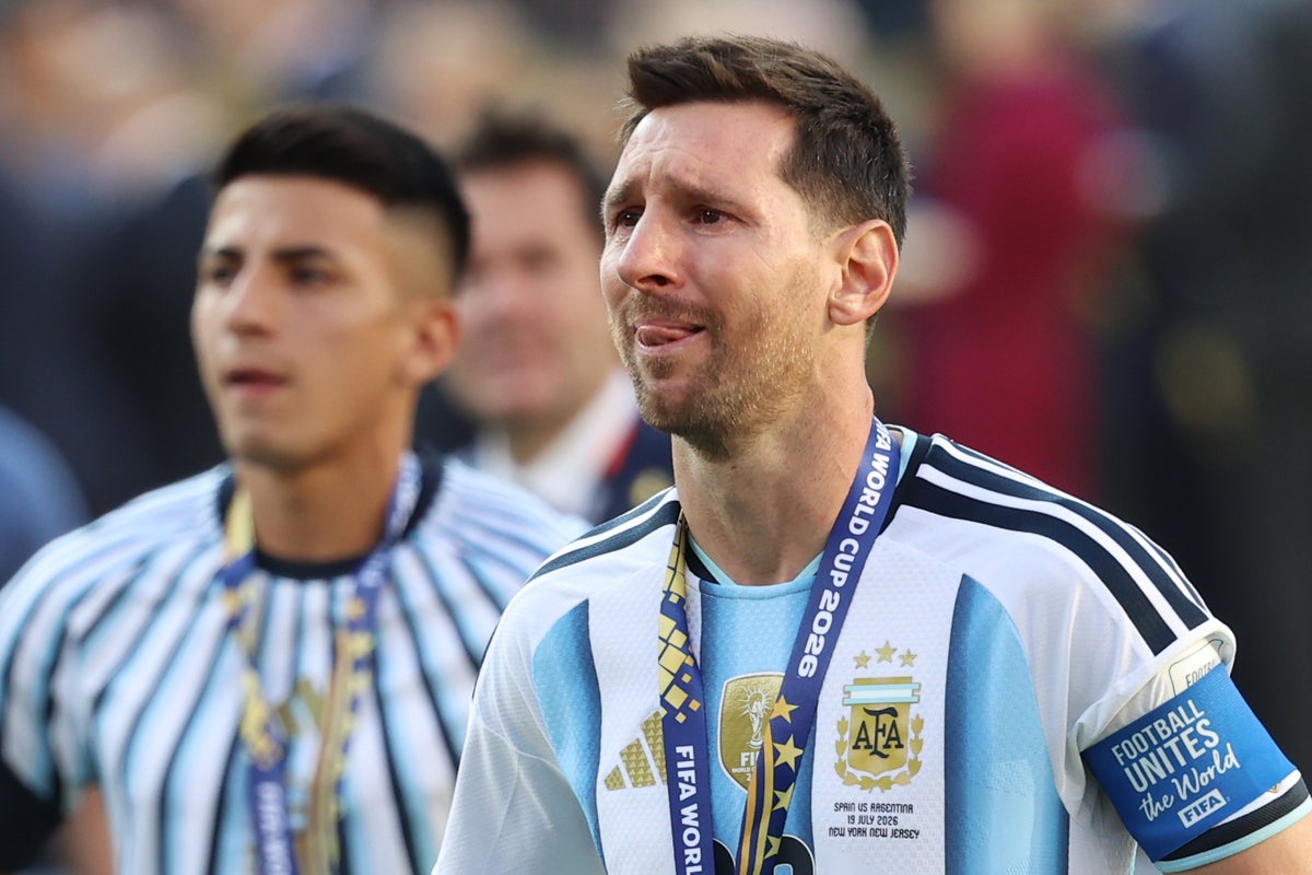 Argentina manager Lionel Scaloni reacts during the World Cup final
