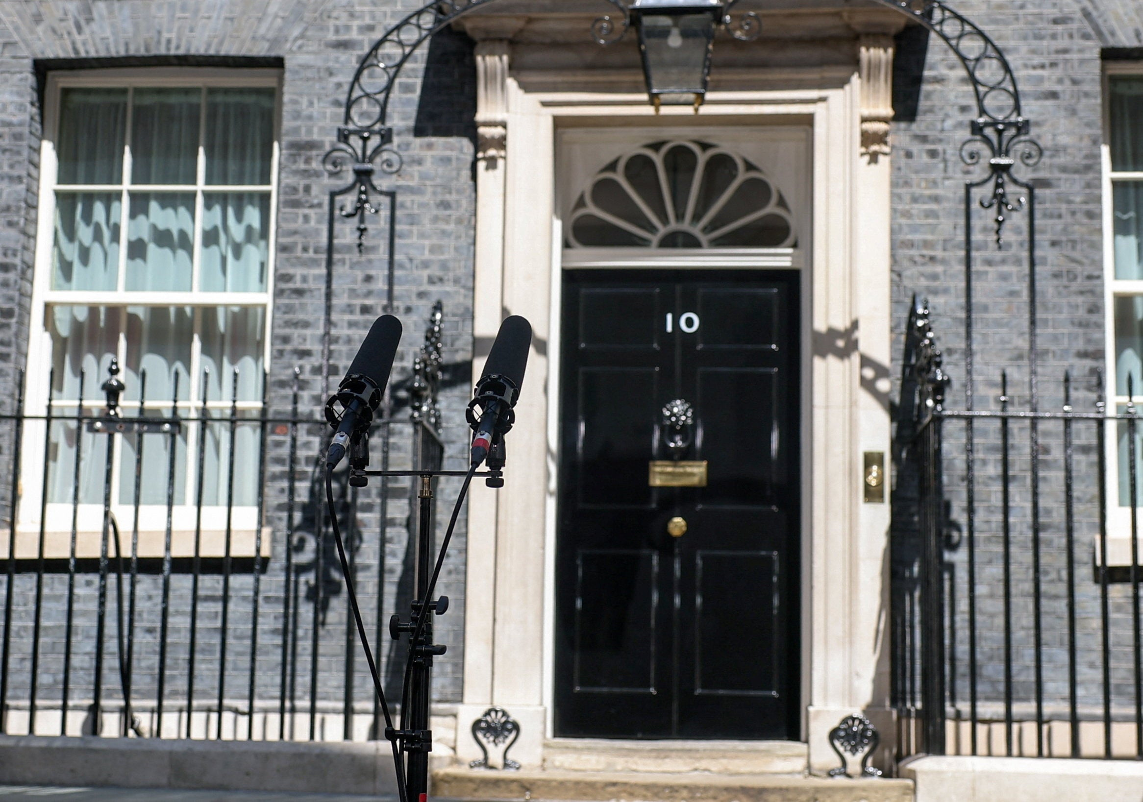 Prime Minister Andy Burnham delivered his first No 10 speech without a lectern and pivoted from polos to a centrist look, wearing an Oliver Brown suit