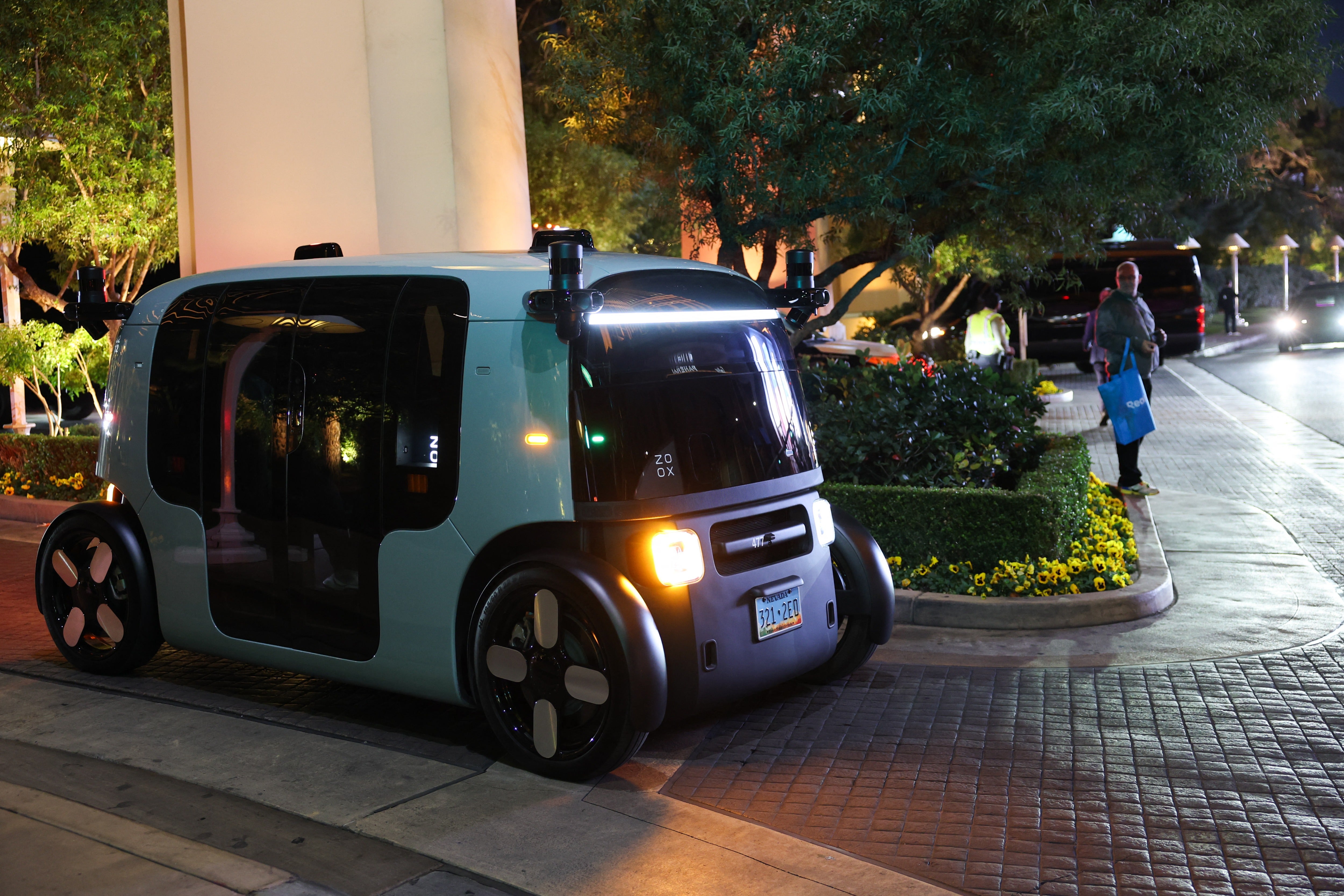 Robotaxi firm Zoox has issued a software recall after one of its vehicles drove into smoke near a fire scene in Las Vegas