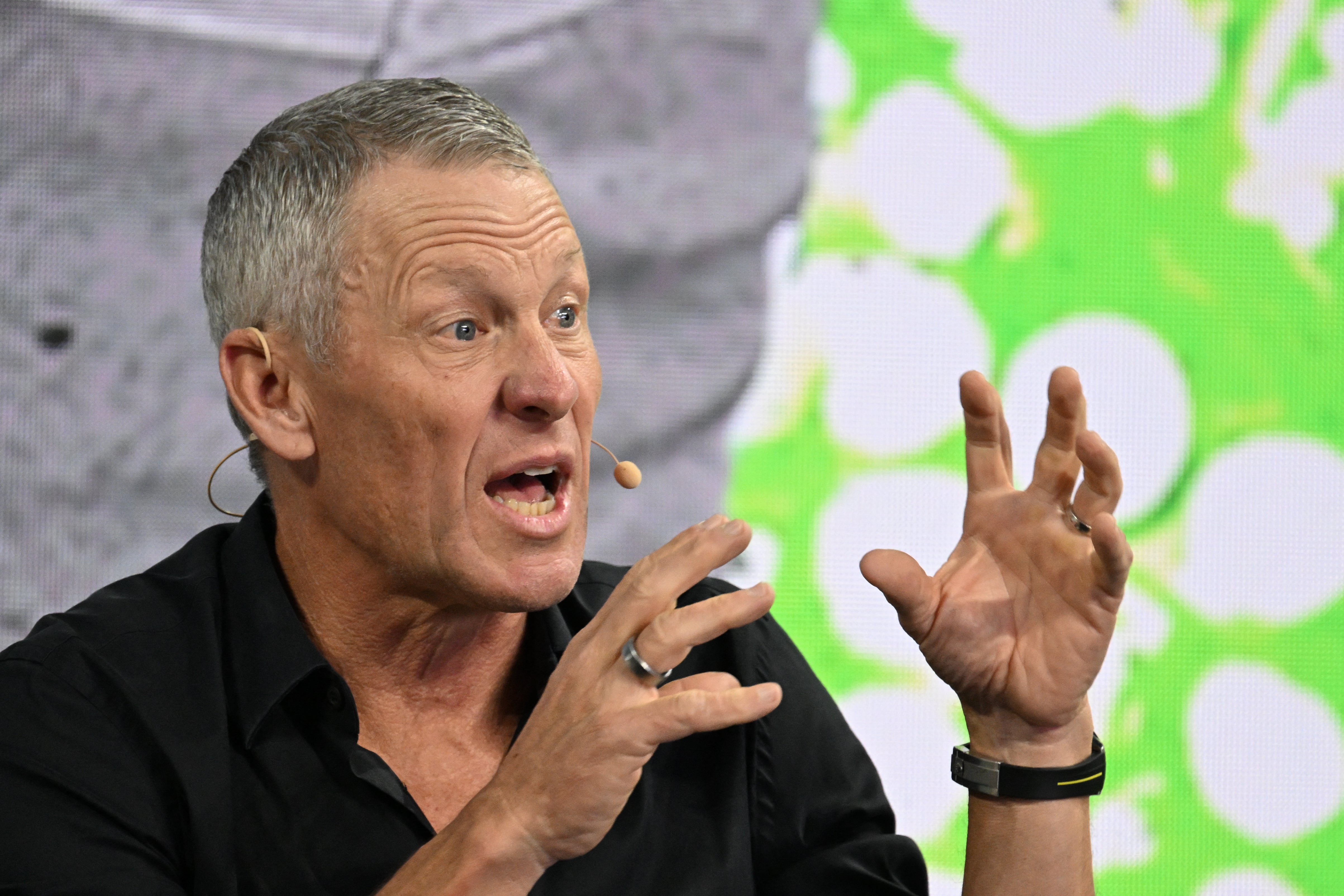 Lance Armstrong feels Jonas Vingegaard was mistreated (AFP/Getty)