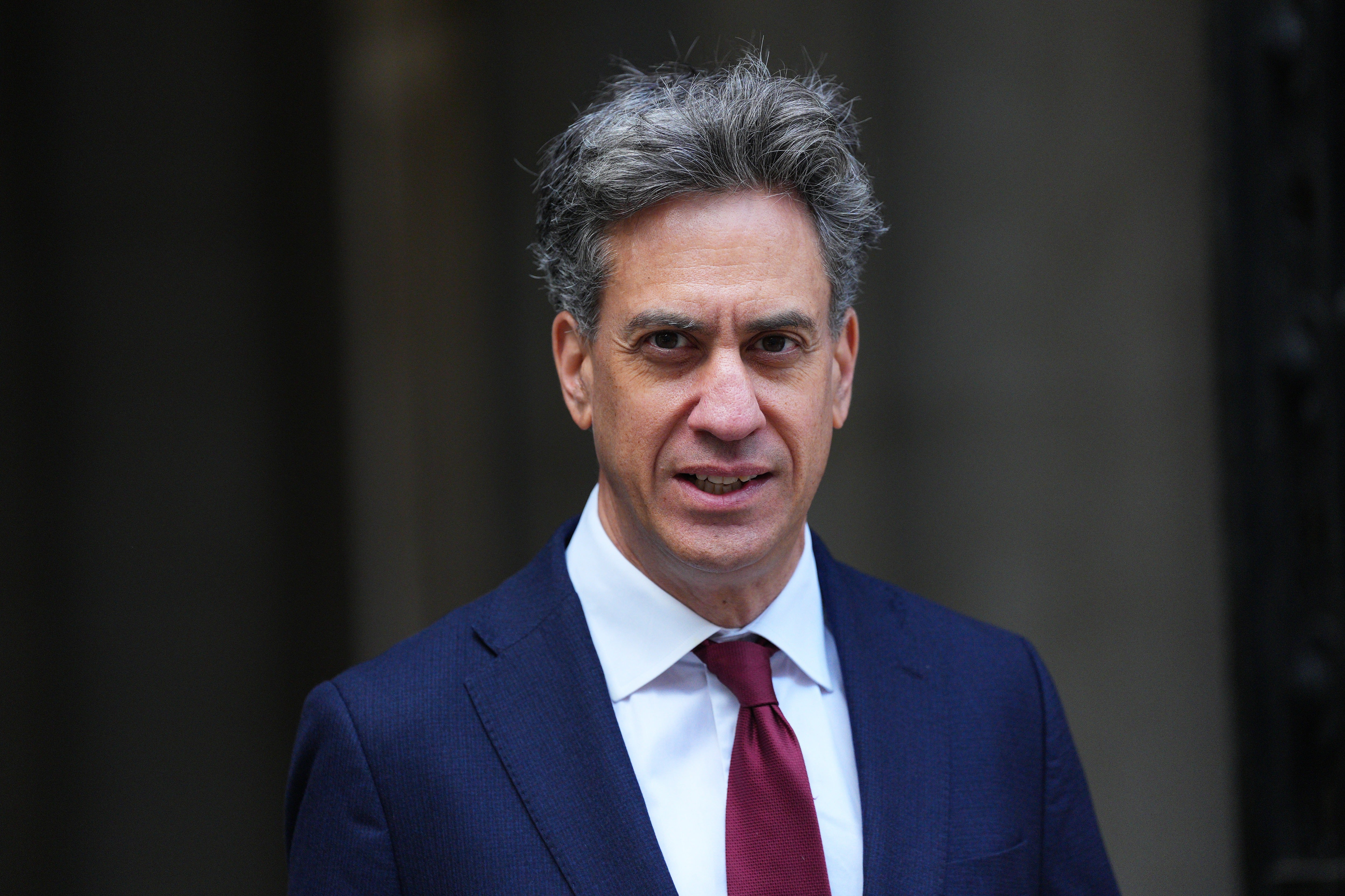 Ed Miliband to visit France and Spain as both countries experience devastating wildfires