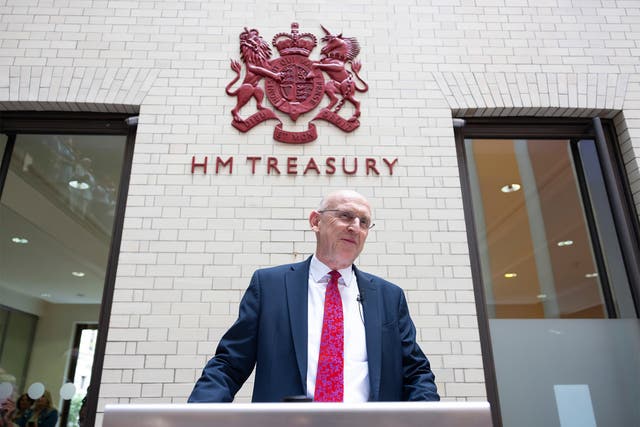 Ex-defence secretaries back Healey war bond plan for military spending