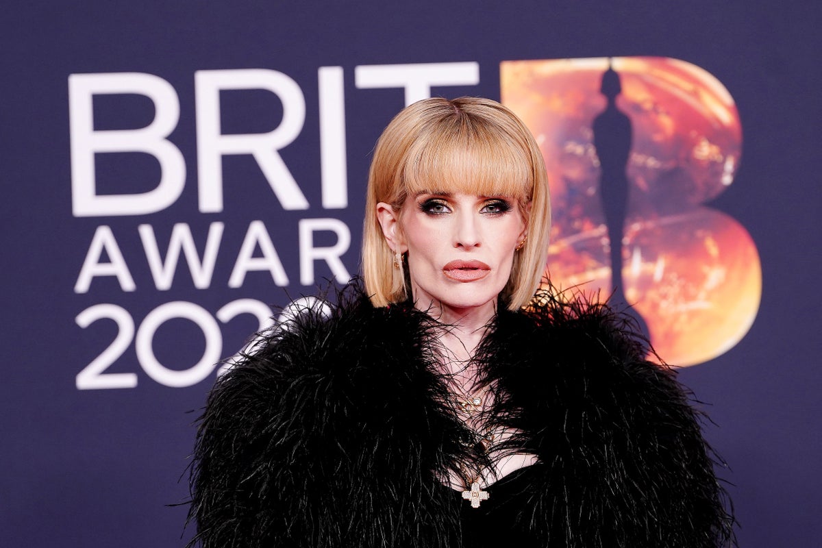 Kelly Osbourne admits she ‘wasn’t well’ after fans raised concerns about her health Kelly Osbourne admits she ‘wasn’t well’ after fans raised concerns about her health