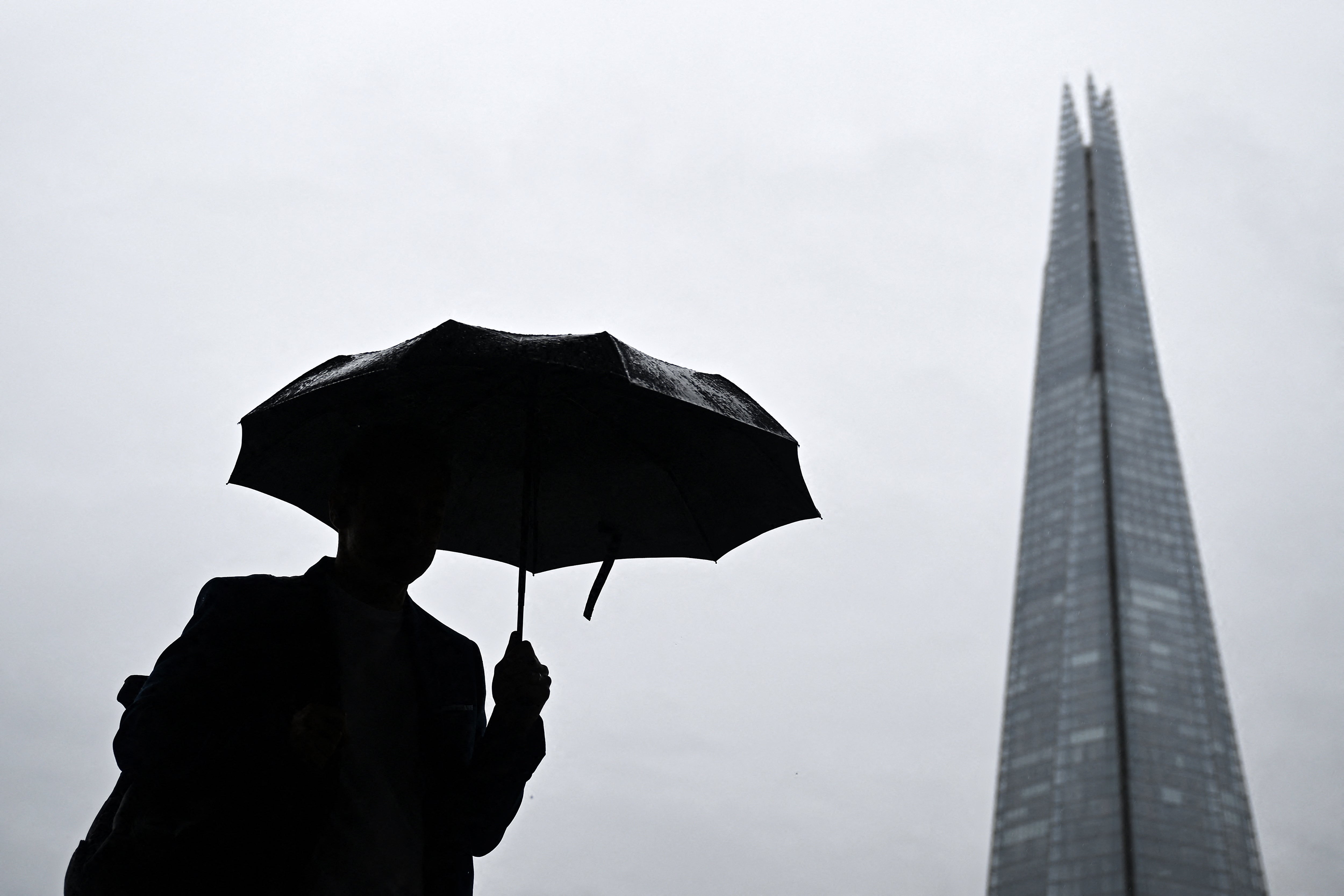 When it will finally rain as Met Office forecasts heavy downpours for parts of UK