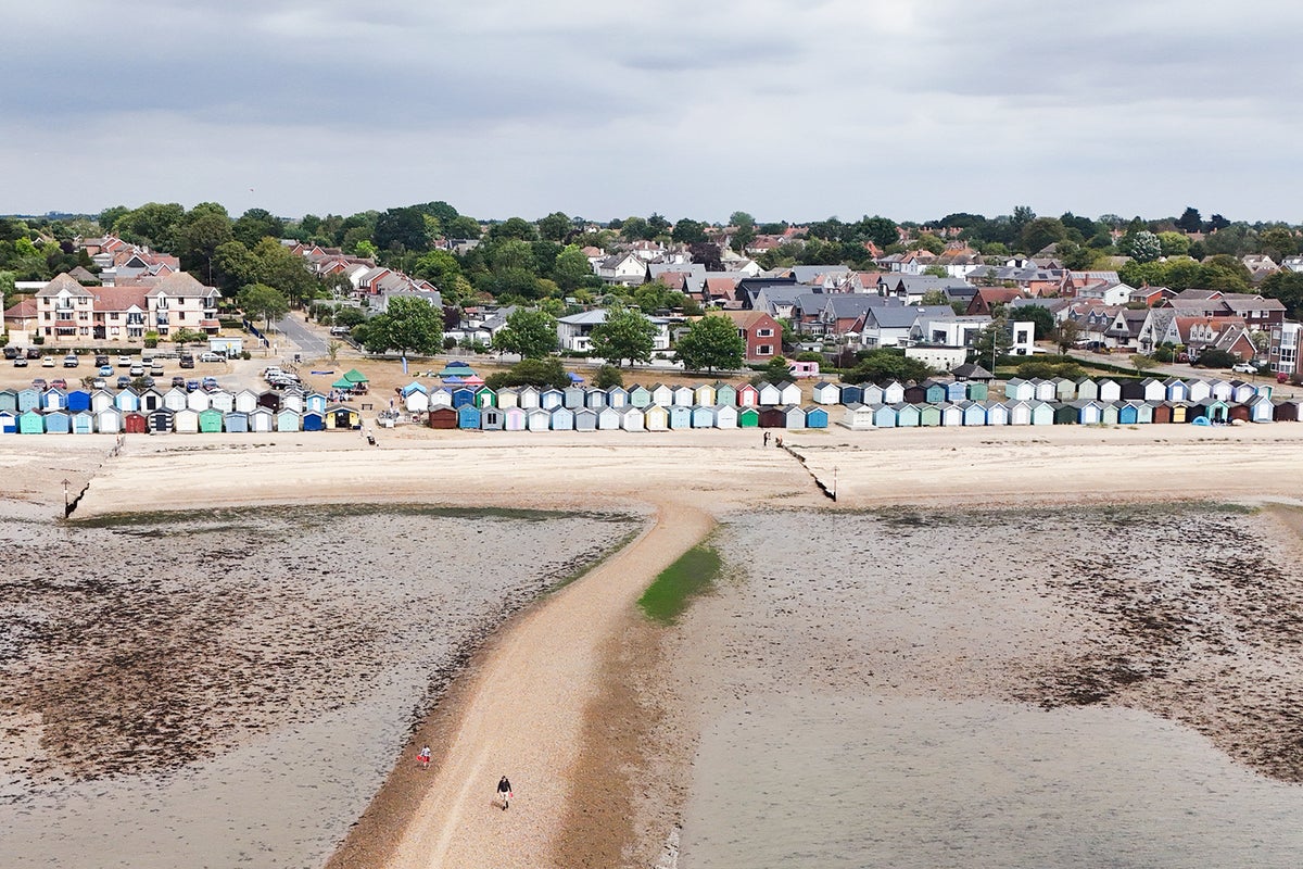 Mother and teenage girl who drowned off Essex beach named by family