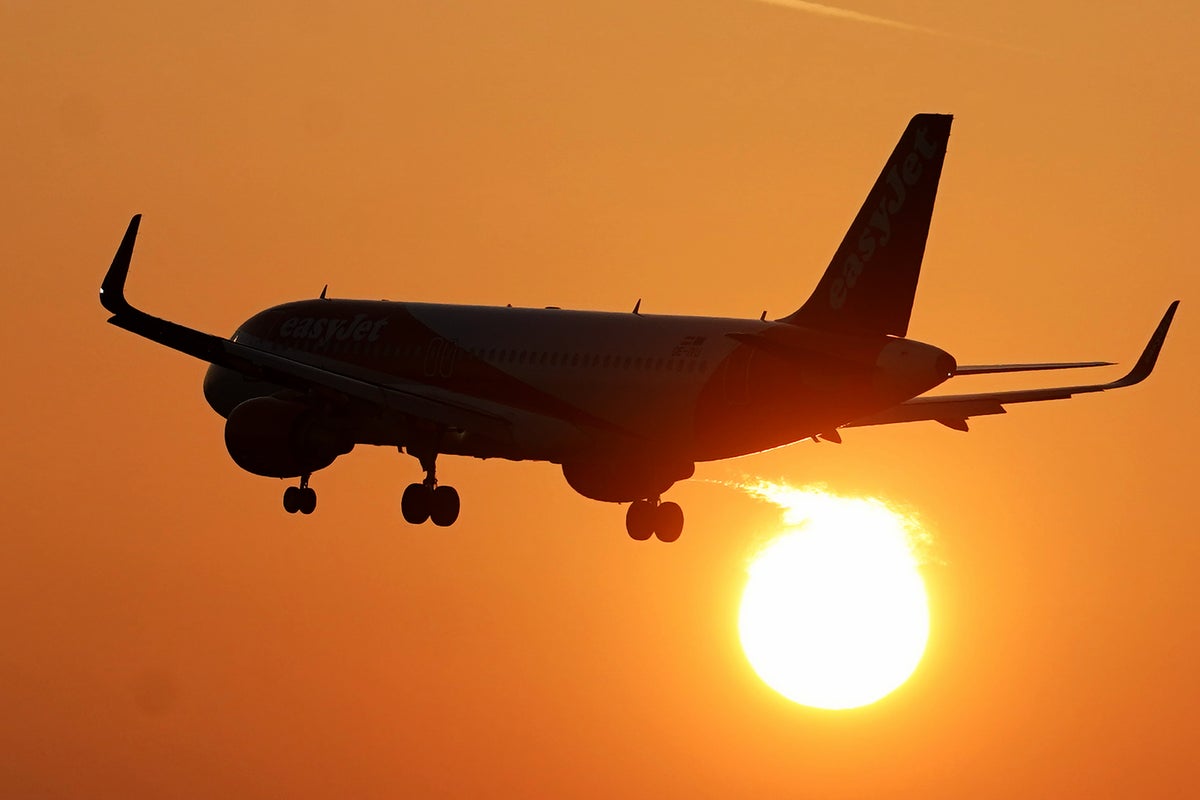 Three ways you can eat and drink away symptoms of jet lag, according to the experts