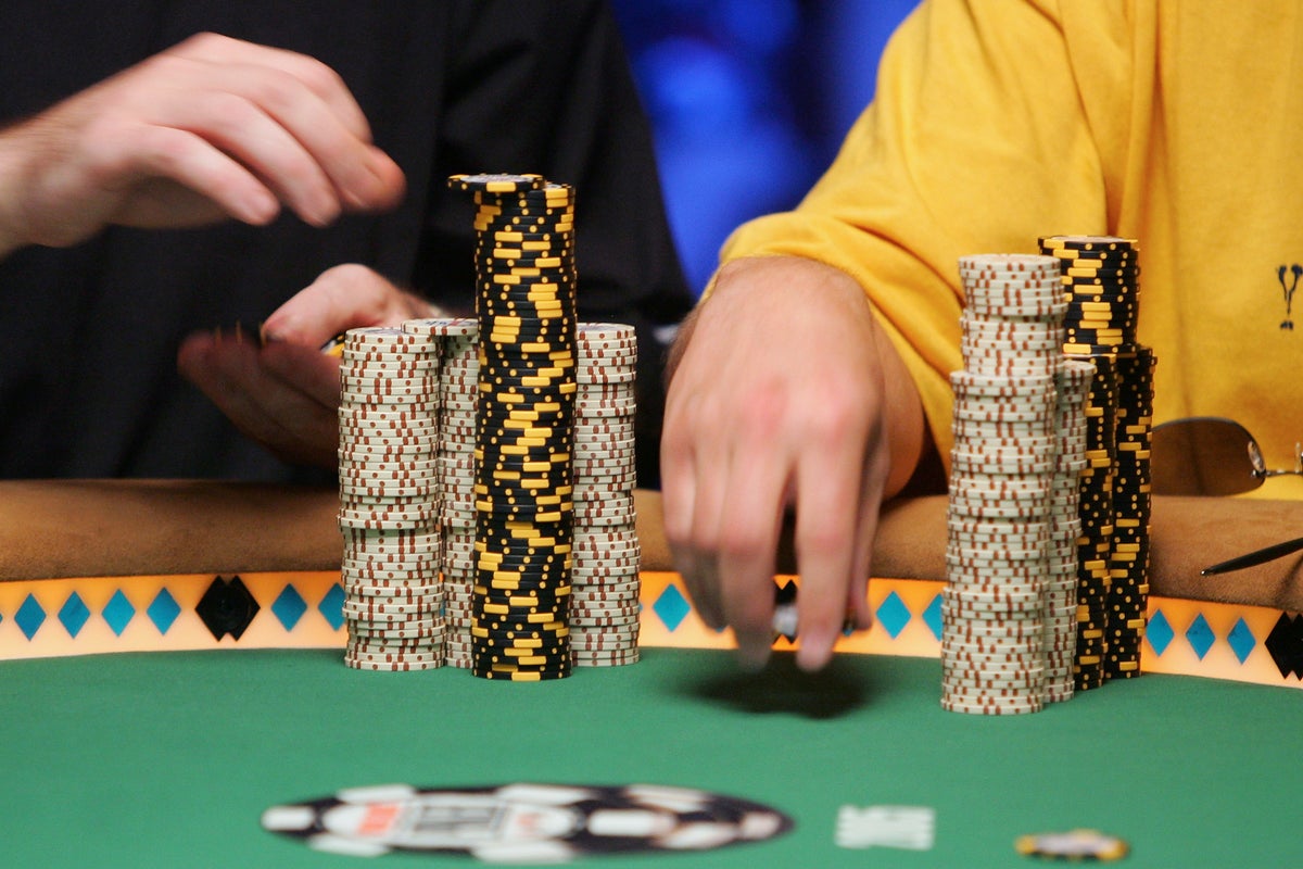 Poker champ robbed of tournament winnings in Vegas by thieves who stacked dishes on back to keep him still