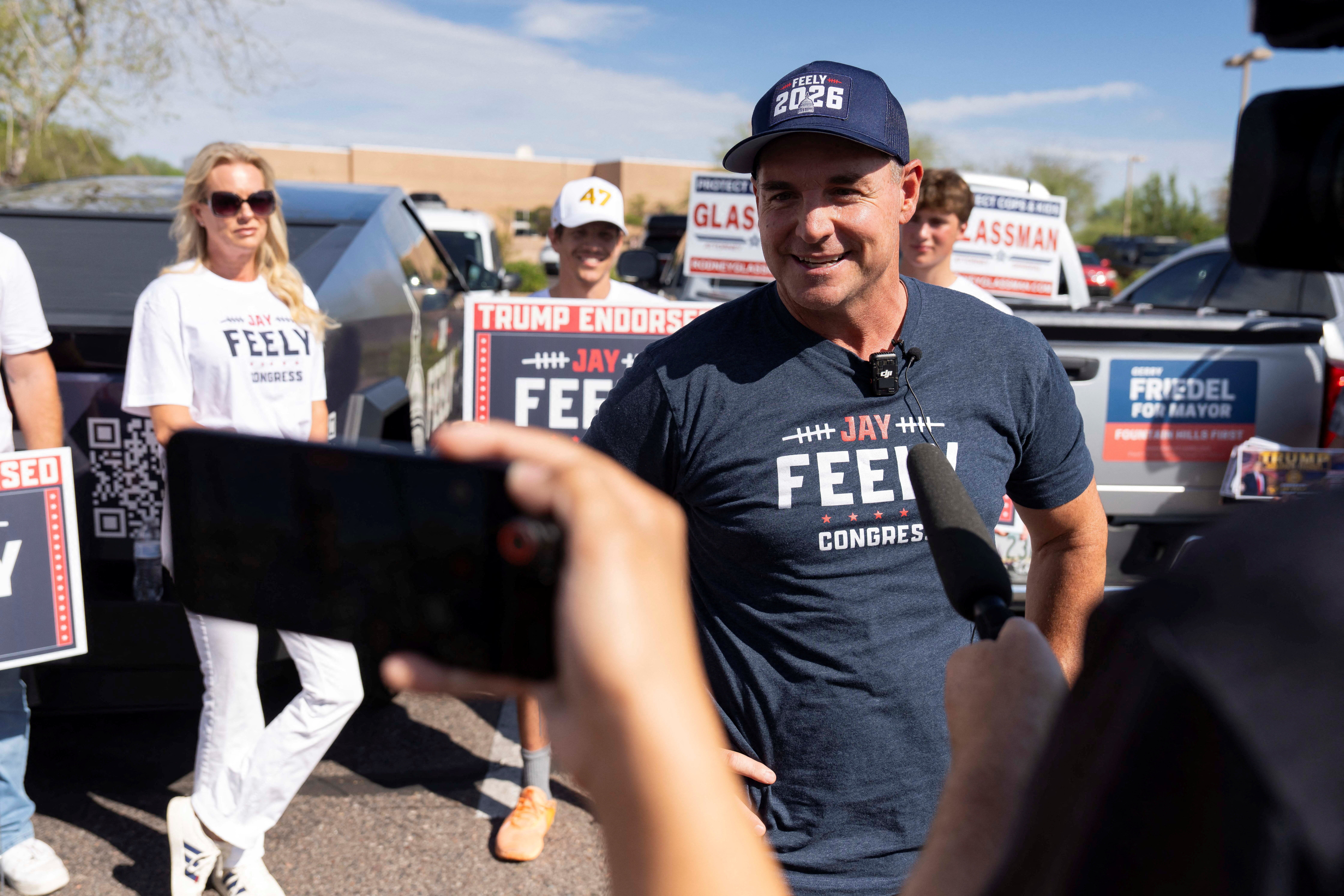 Ex-NY Jets kicker wins Republican primary in Arizona. Now he’ll face team doctor in the election