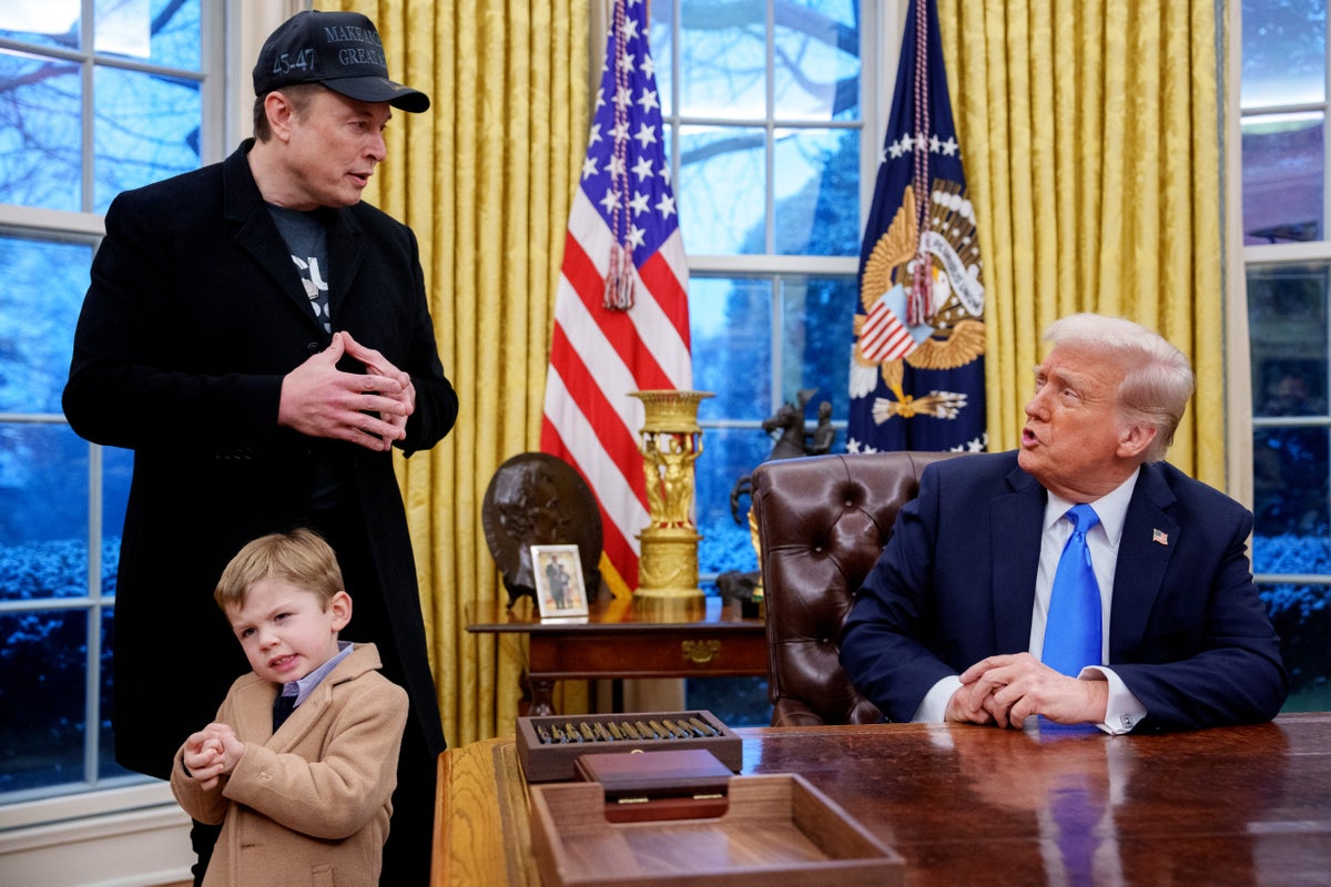 Trump bought and sold SpaceX stock in July, financial disclosure shows