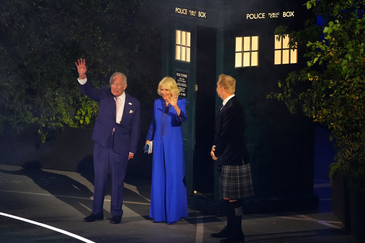 King and Queen arrive in Tardis as Commonwealth Games regenerate in Glasgow King and Queen arrive in Tardis as Commonwealth Games regenerate in Glasgow