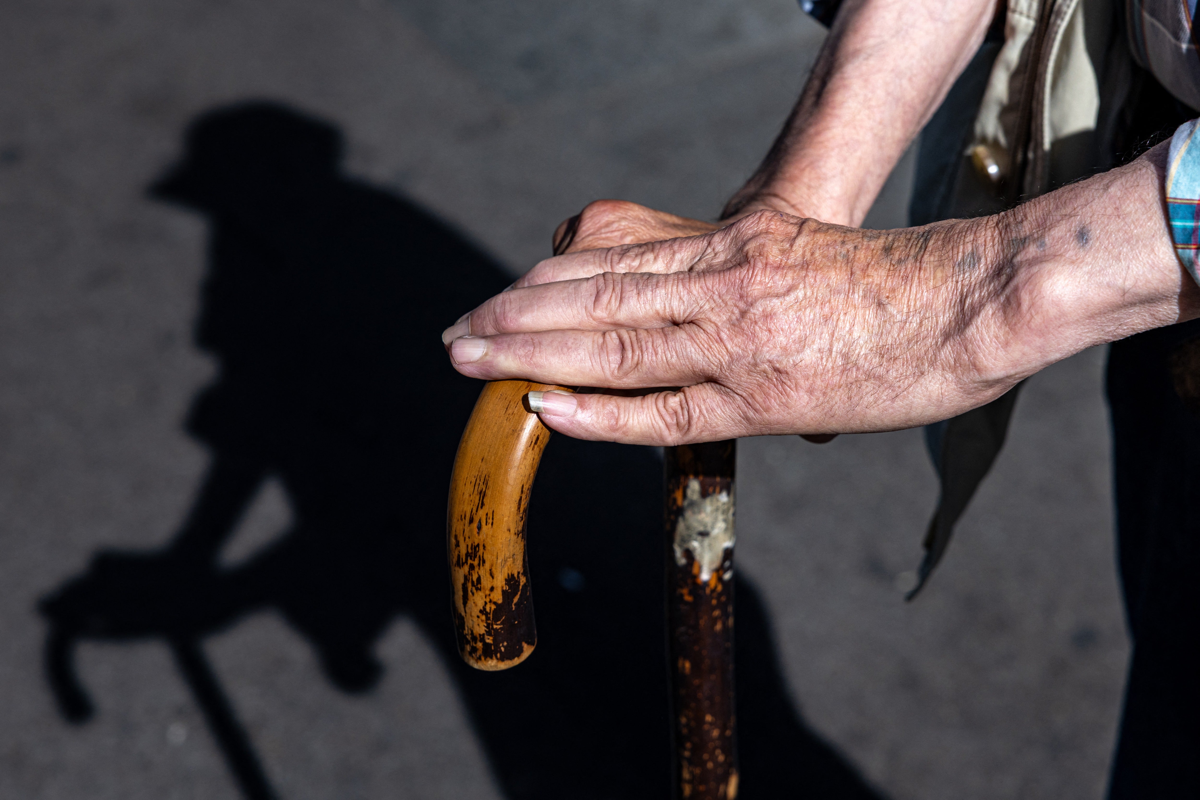 Scientists reveal maximum human lifespan if we can cure aging