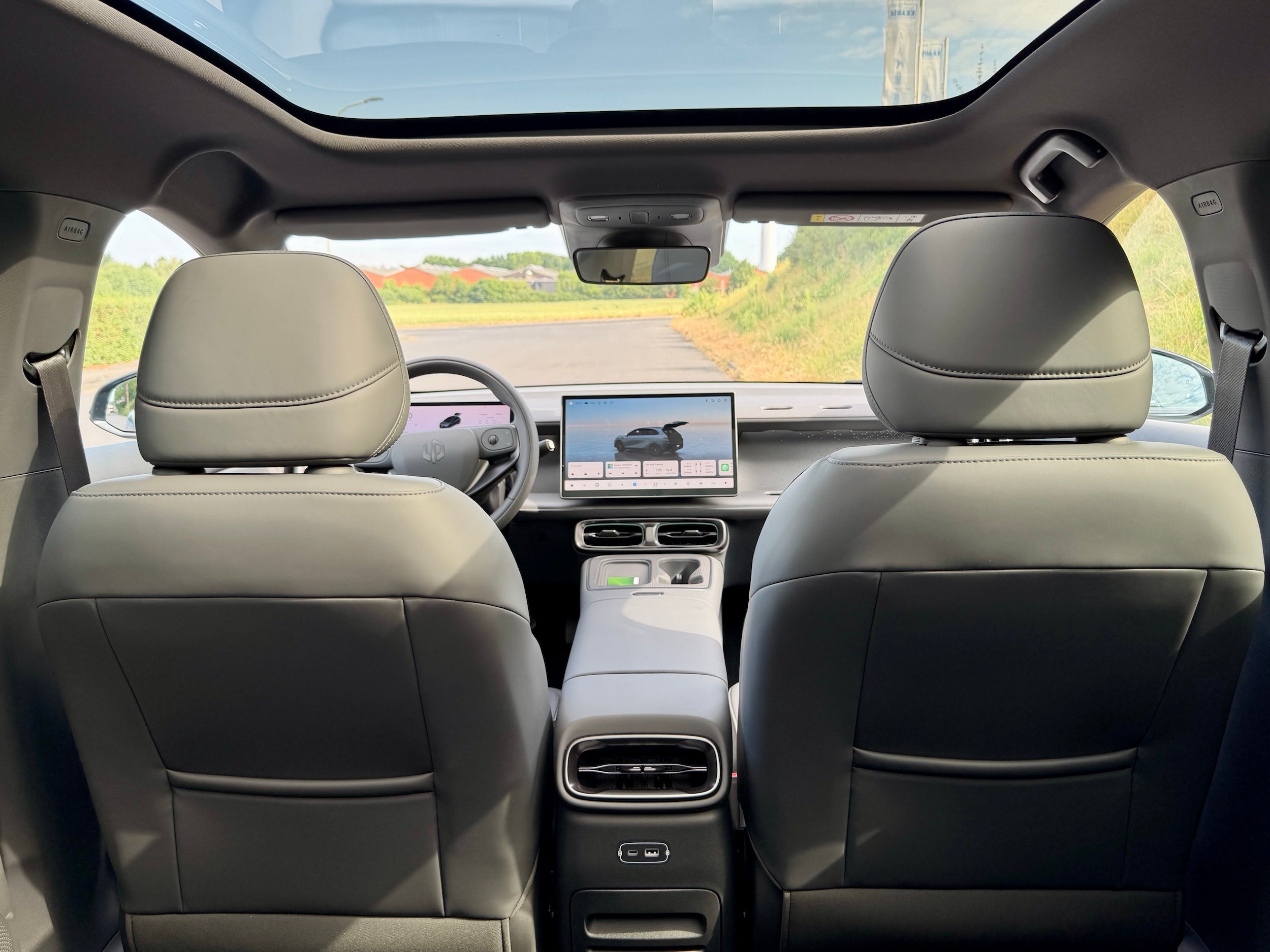 There are charging points aplenty and a great panoramic roof in the Leapmotor B05 (Steve Fowler)