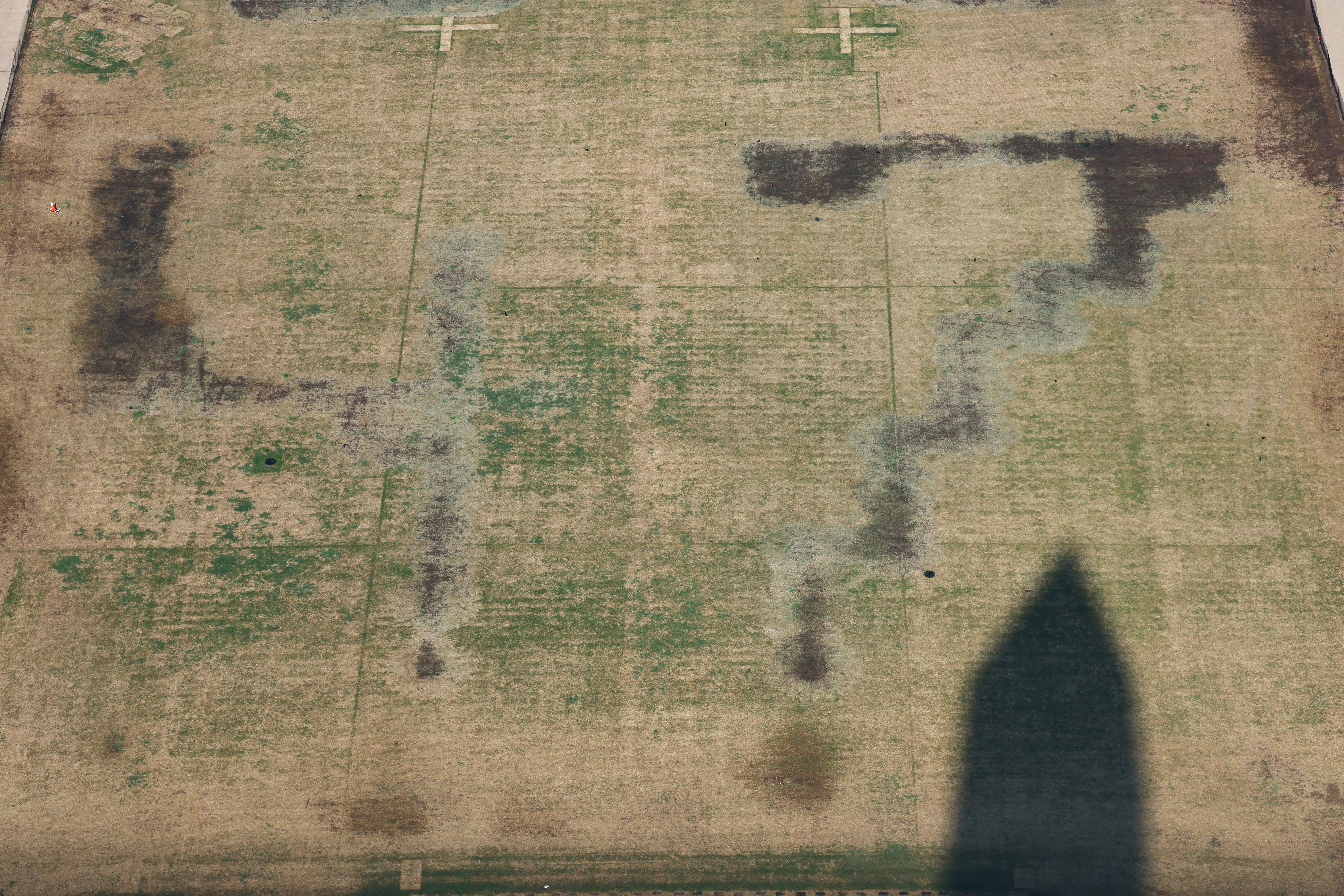 Though evidence is scant that vandals caused the problems at the Reflecting Pool, an apparent anti-Trump message, “86 47,” was found marked into a nearby lawn on the National Mall