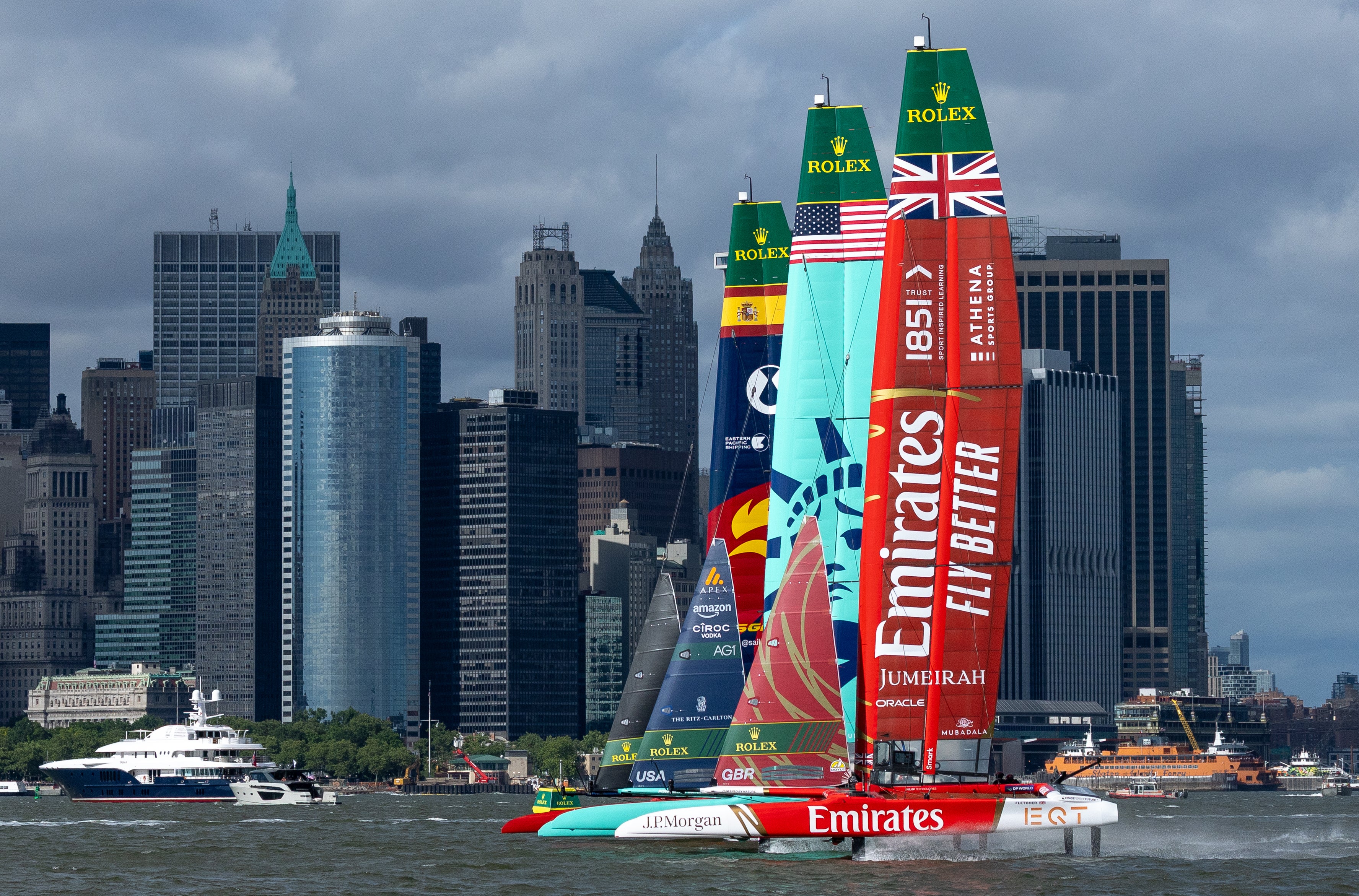 United States SailGP Team driven by Taylor Canfield and Los Gallos SailGP Team driven by Diego Botin in action by Manhattan skyline (PA)