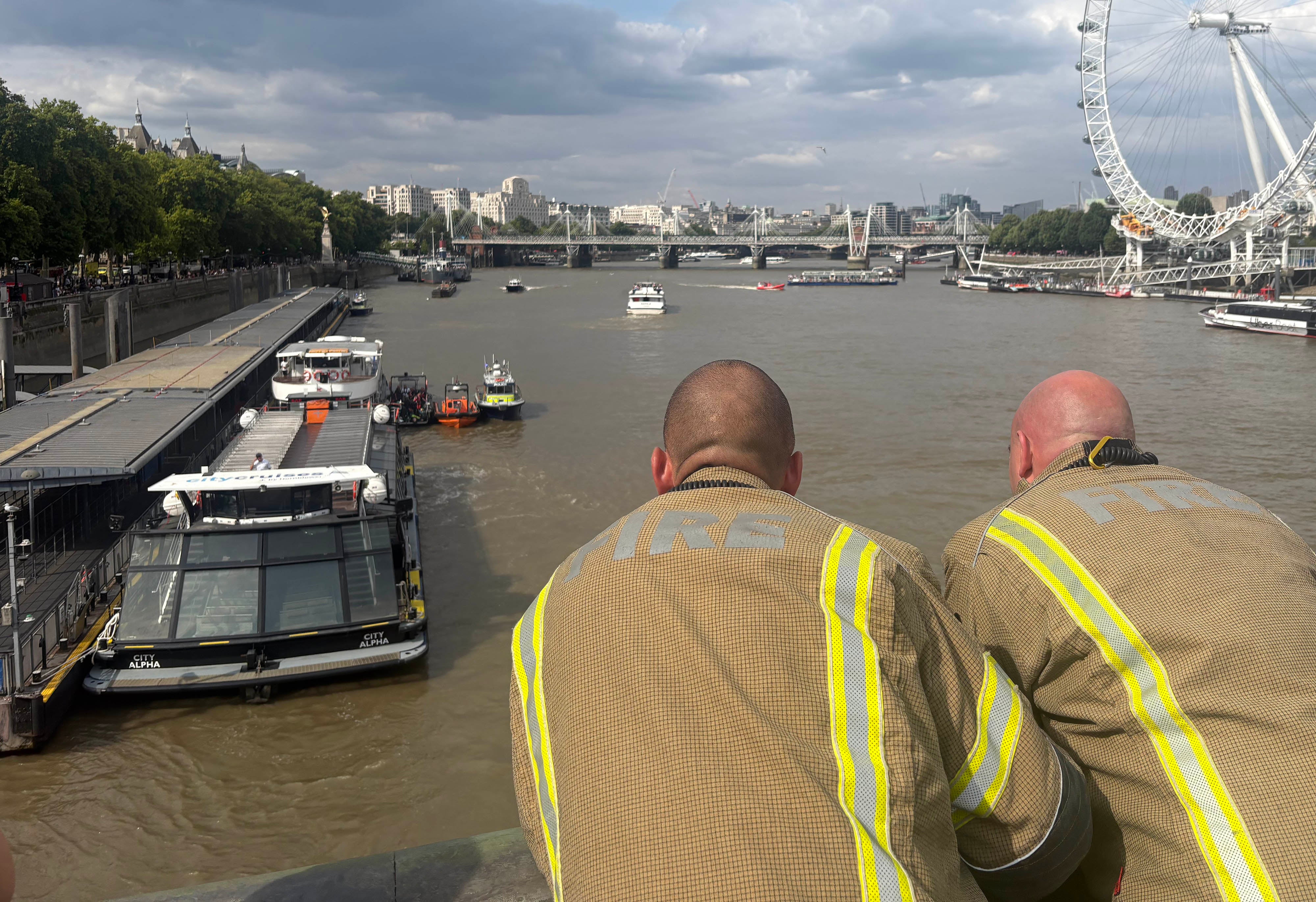 Five Police Officers Injured in Westminster Bridge Boat Collision