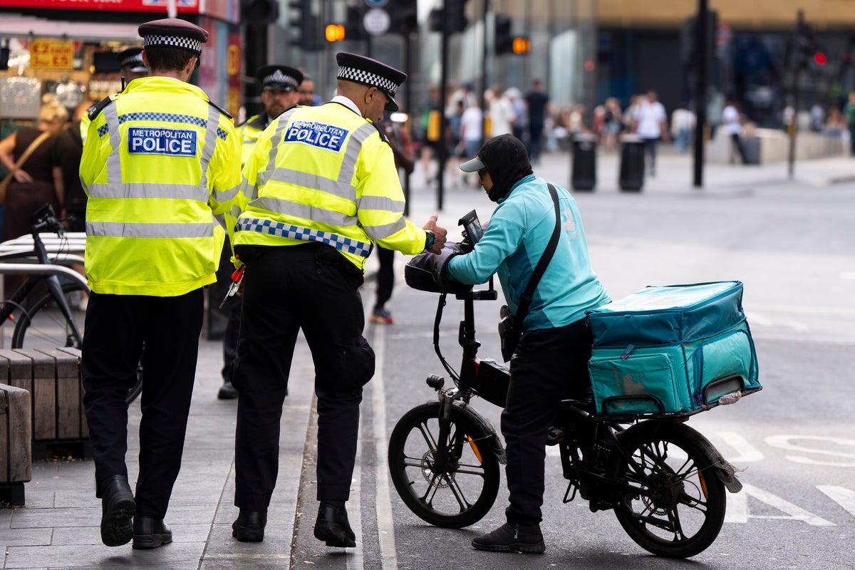 Met deploys new testing kits to crack down on illegal e-bikes and e-scooters – UK Times Met deploys new testing kits to crack down on illegal e-bikes and e-scooters – UK Times