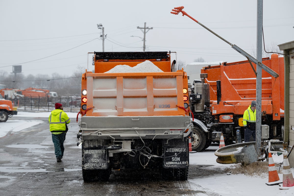 Pennsylvania Allows Radioactive Oil Waste on Roads—What to Know