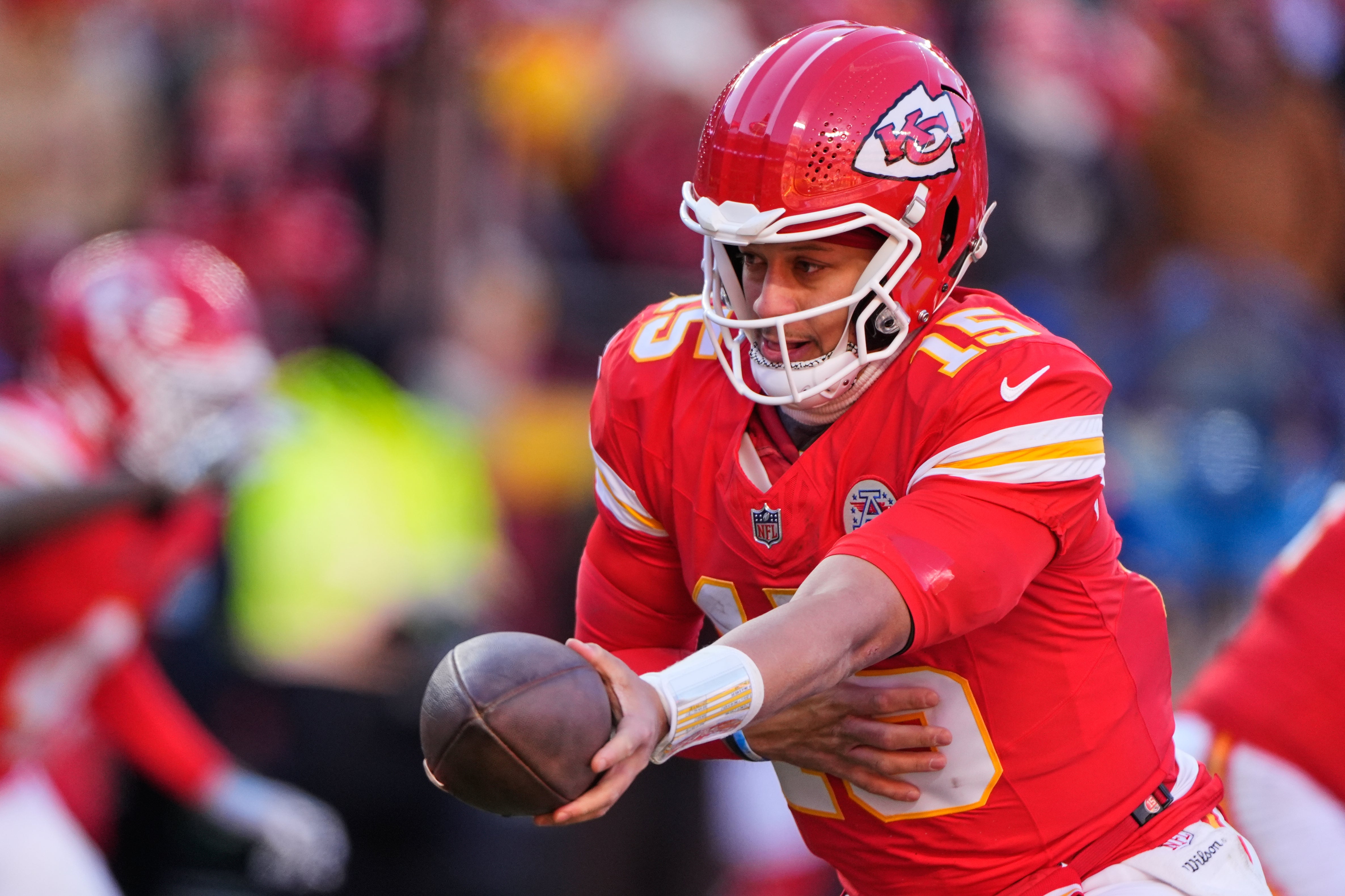 CHIEFS-MAHOMES