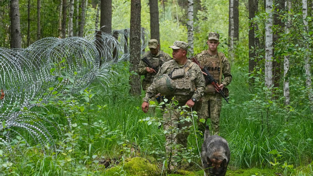 Offset Border Ukraine is still fortifying its border with Belarus years after Russia ...