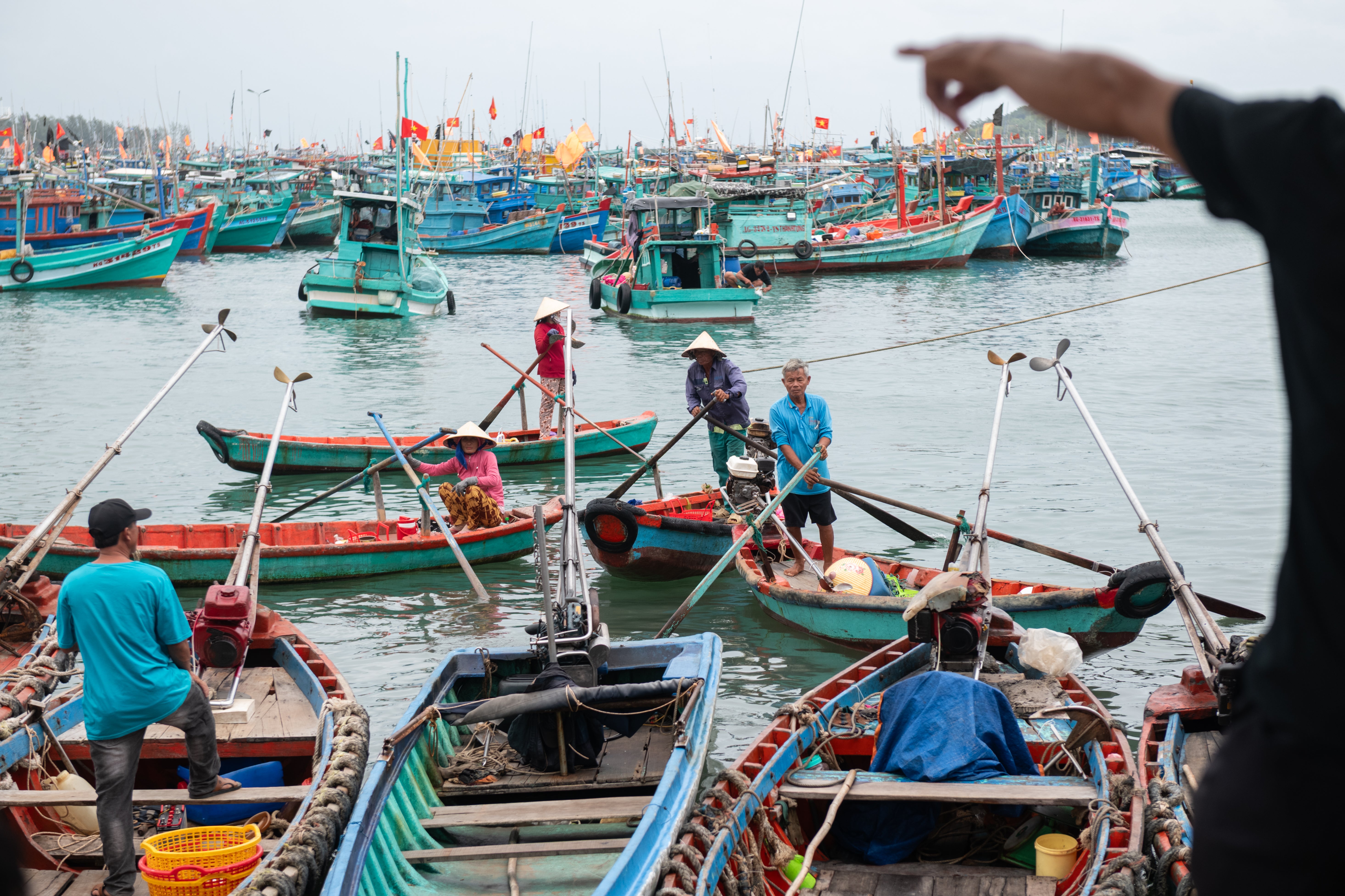At least 17 missing after Vietnamese vessel sinks in South China Sea