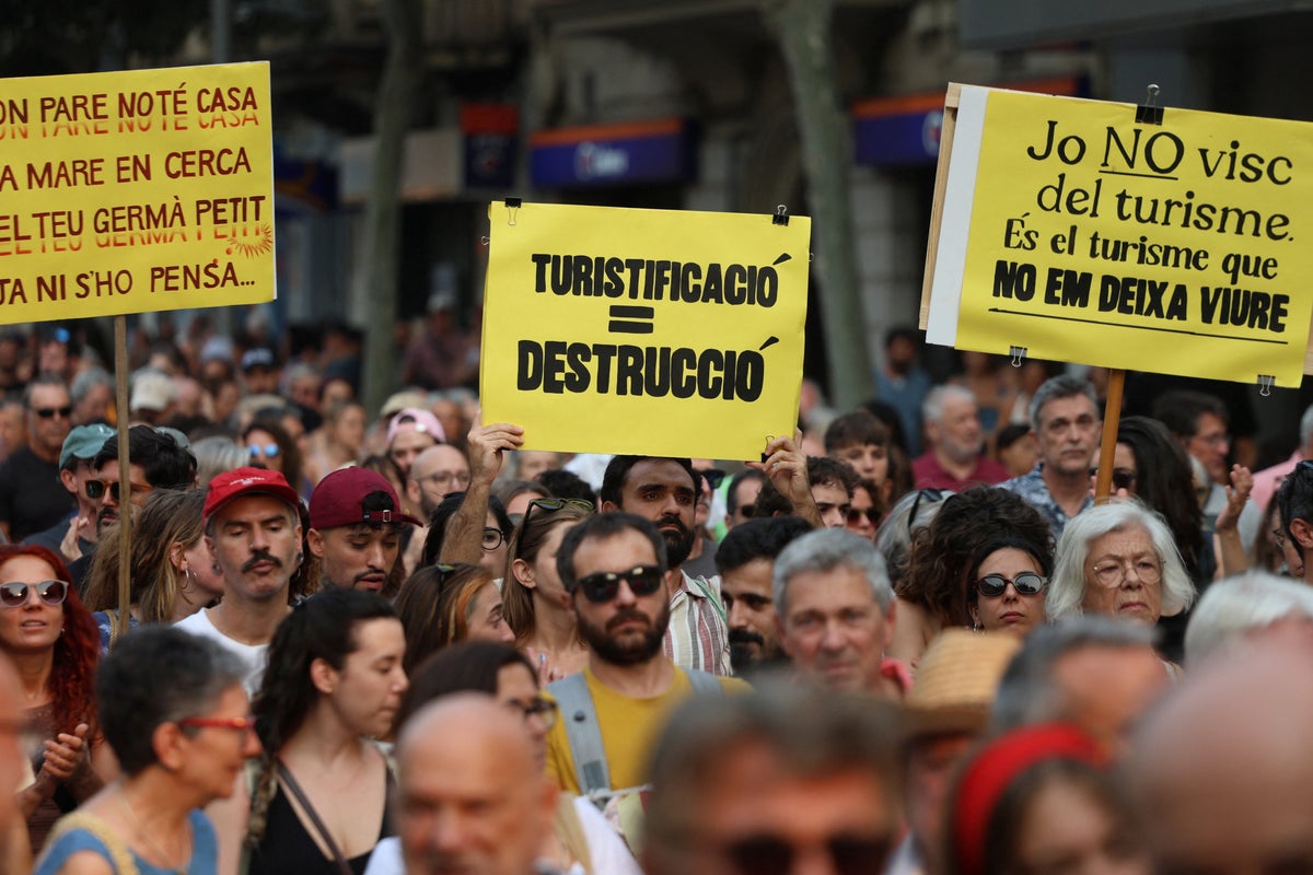Residents of Mallorca, Spain march against mass tourism
