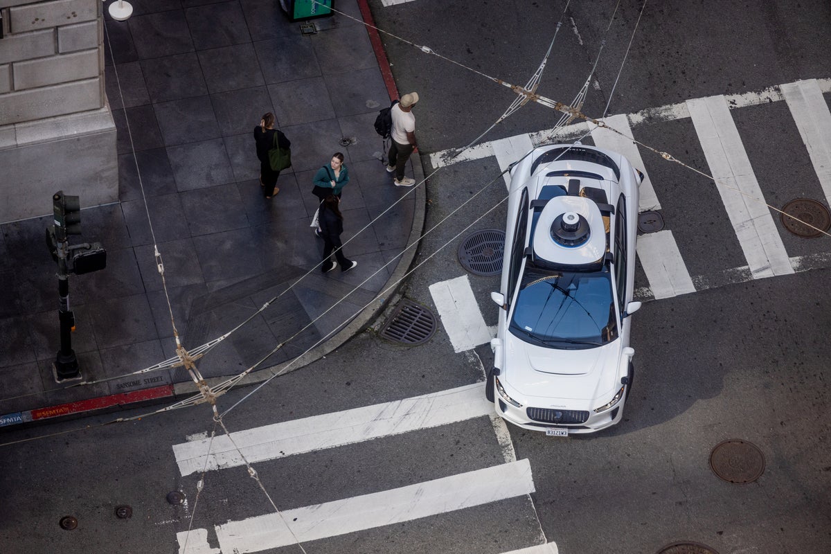 Multiple people injured after LA accident involving Waymo – UK Times Multiple people injured after LA accident involving Waymo – UK Times