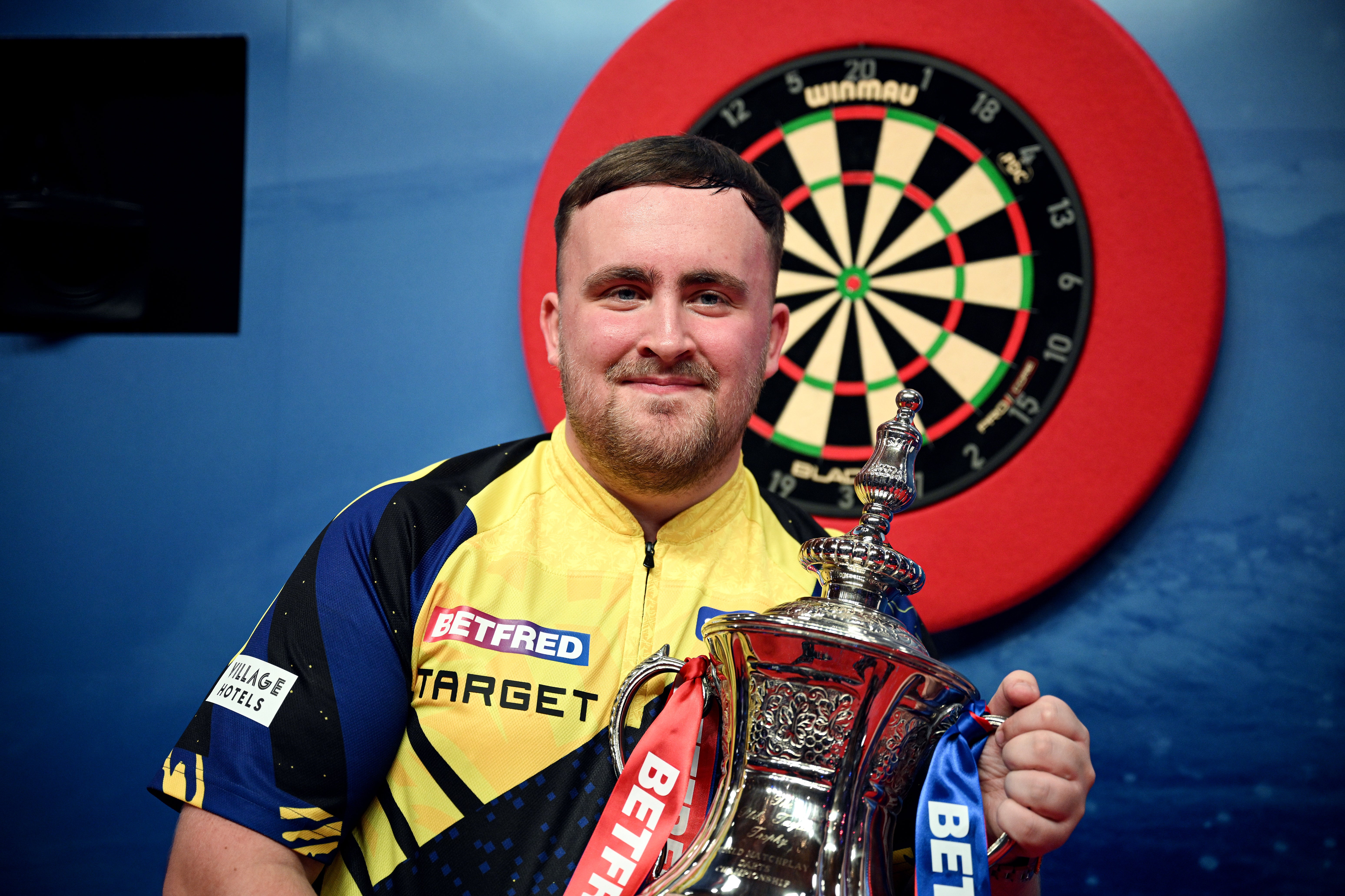 Luke Littler bulldozed his way to a second consecutive Betfred World Matchplay title as he crushed Gerwyn Price 18-9 in Blackpool